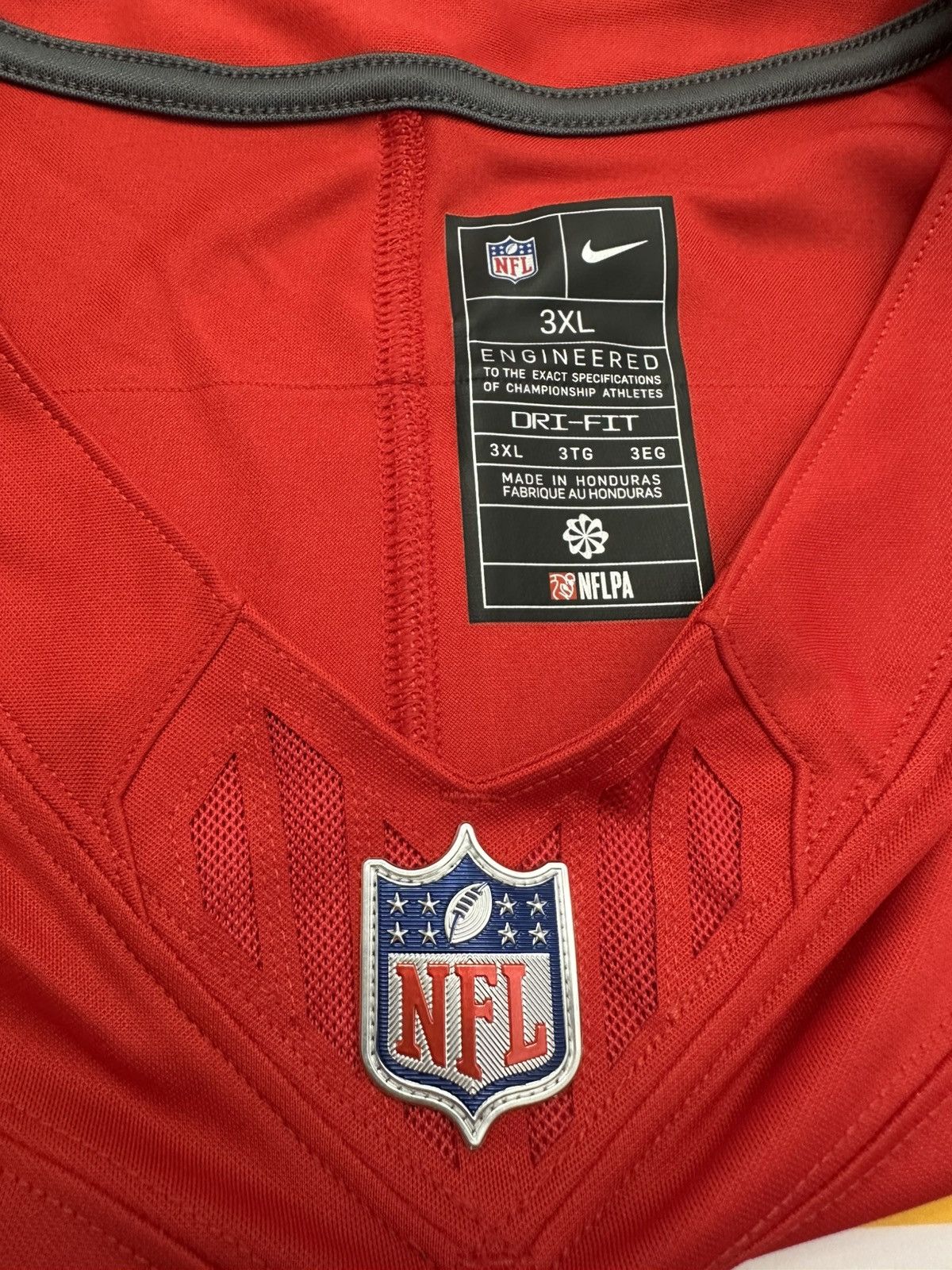 Nike Nike Men's Kansas City Chiefs jersey and hat Size US XXL / EU 58 / 5 - 6 Thumbnail