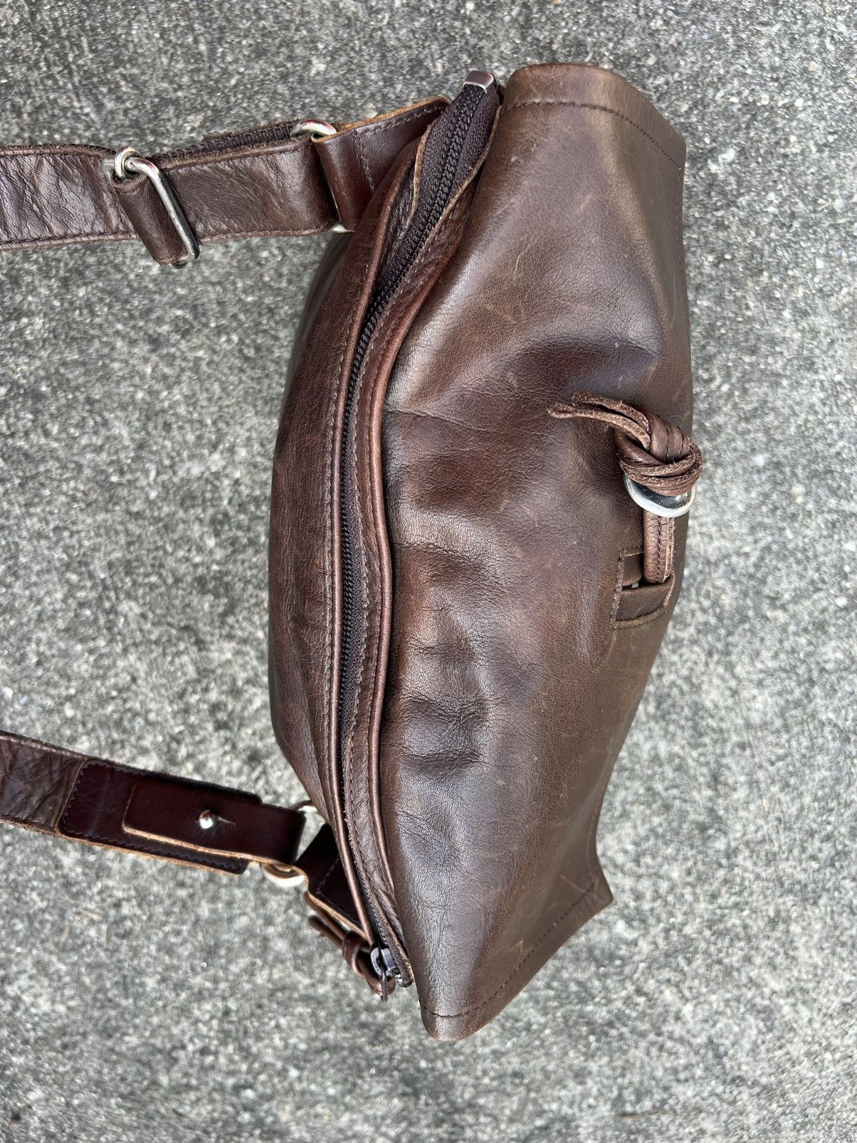 Leather Vintage Indeed Japan Pewter Patina Leather Sling Bag Size ONE SIZE - 17 Thumbnail