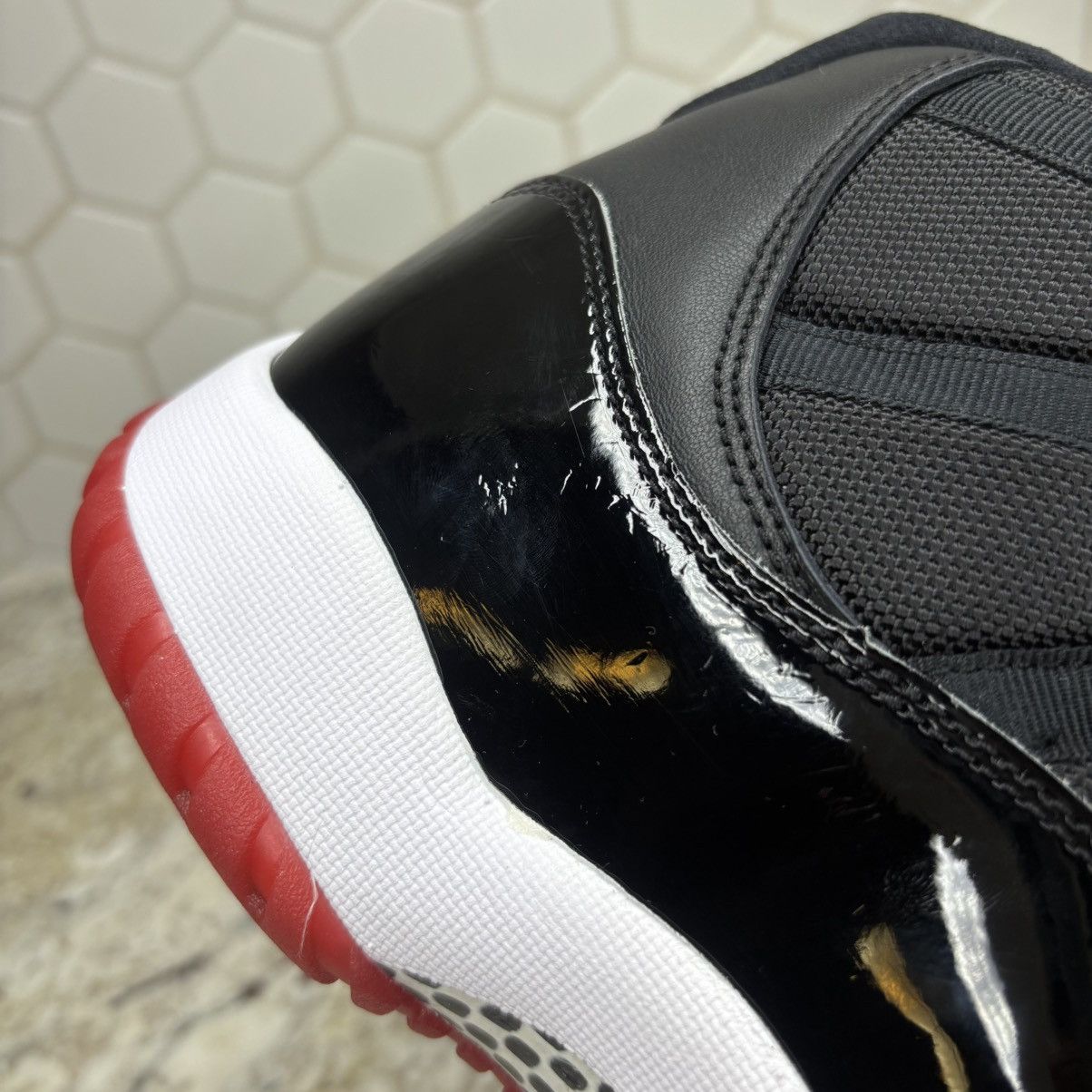 Jordan Brand Size 9 -Jordan 11 Retro Bred (2019) Lightly Used W/Box Size US 9 / EU 42 - 17 Thumbnail
