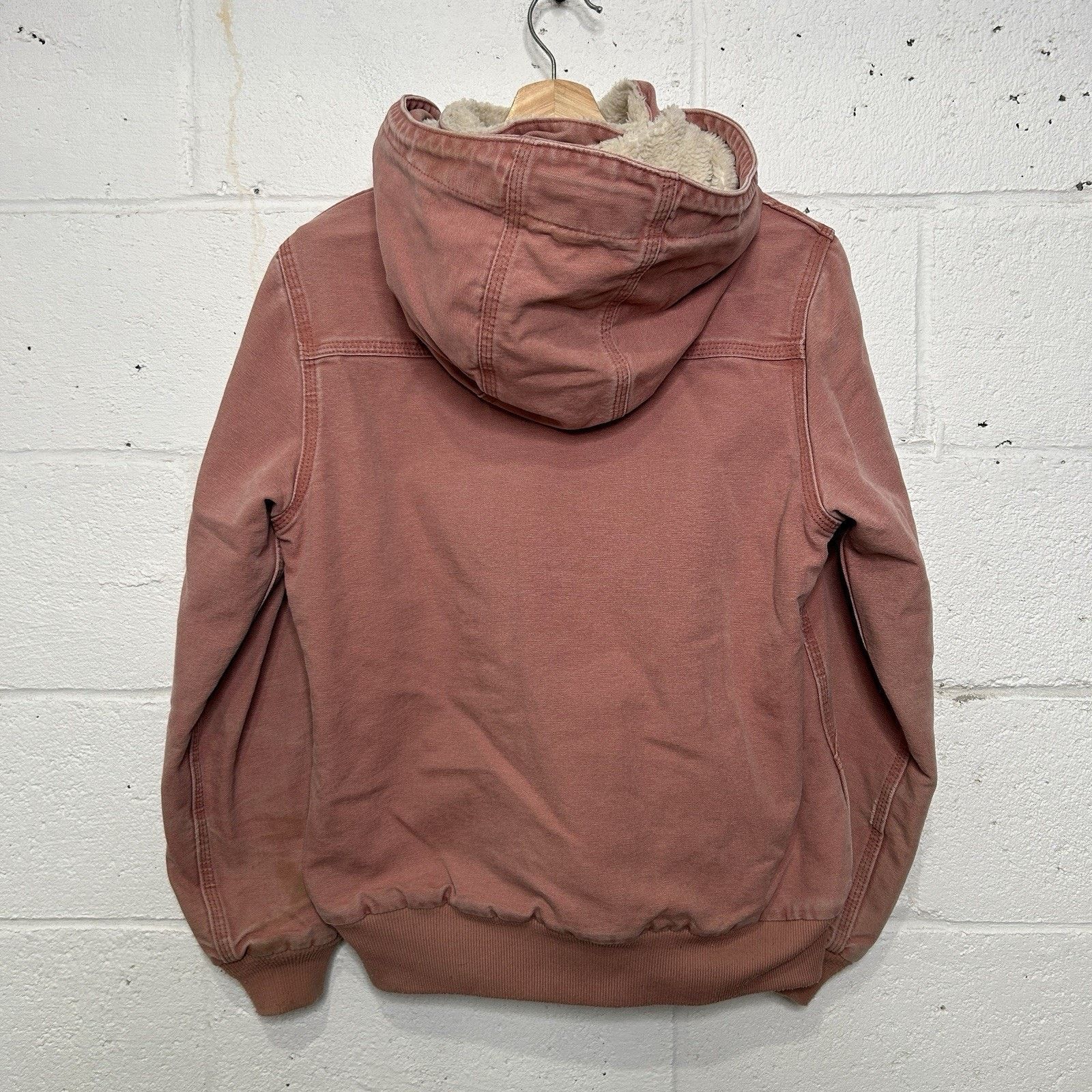 Carhartt Carhartt Sherpa-Lined Wildwood Jacket “Dried Pink Rose" Size S / US 4 / IT 40 - 2 Thumbnail
