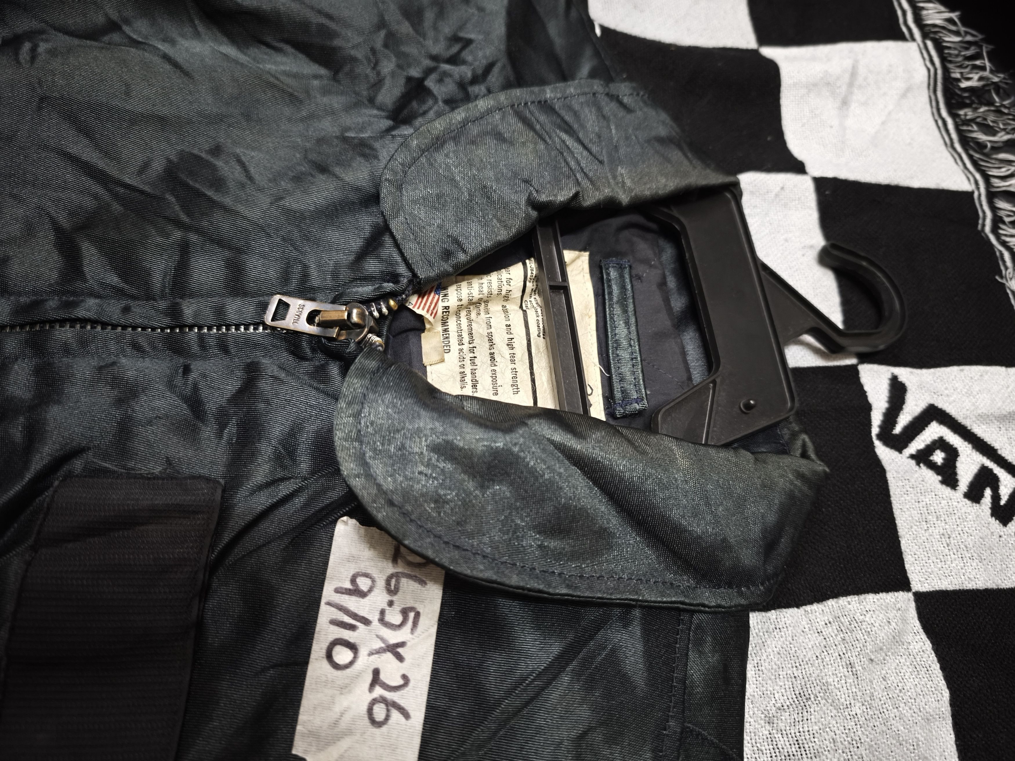 Vintage VERY RARE VINTAGE TITAN CLOTH FLIGHT JACKET BOMBER CWU 55/P Size US XL / EU 56 / 4 - 5 Thumbnail