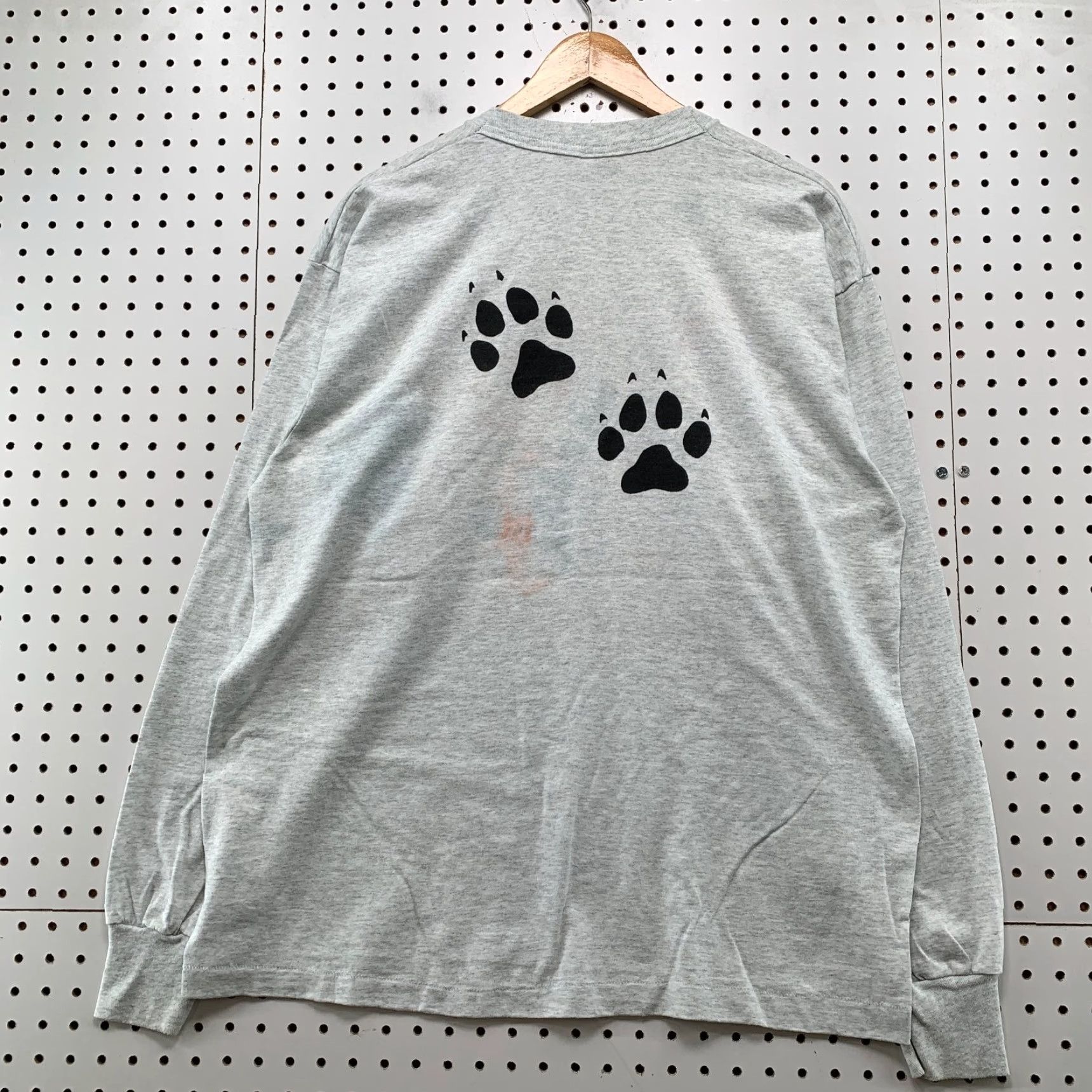 Fruit Of The Loom VINTAGE Timber Wolves Nature Shirt Mens XL Gray Single Stitch Long Sleeve USA Size US XL / EU 56 / 4 - 2 Thumbnail