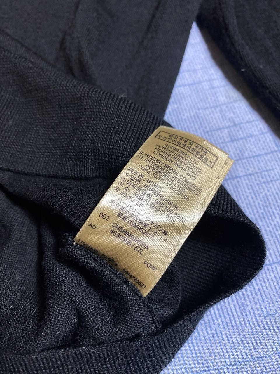 Burberry Thomas Burberry Vintage Sweater V Neck Size US L / EU 52-54 / 3 - 12 Thumbnail