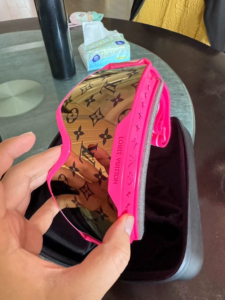 Louis Vuitton Louis Vuitton Ski goggles 2501-Nextarrow Size ONE SIZE - 3 Thumbnail