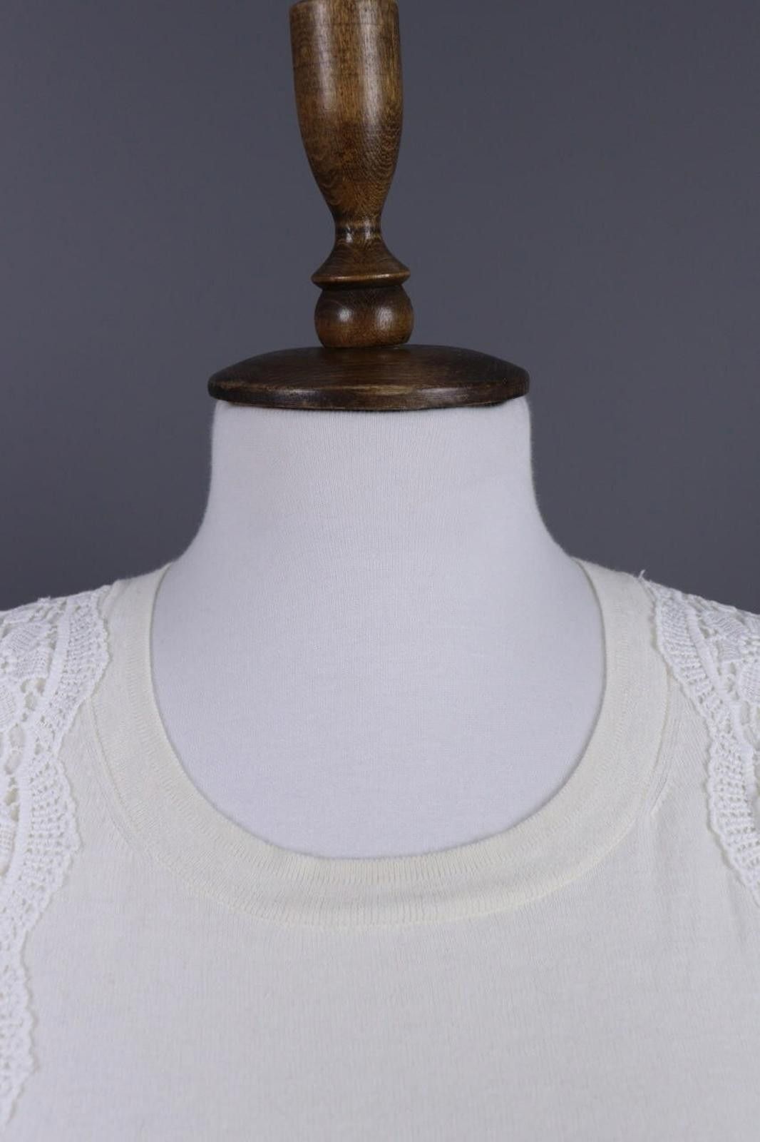 J.Crew J.Crew White Embroidered Floral Lace Knit Sweater Size M Size M / US 6-8 / IT 42-44 - 6 Thumbnail