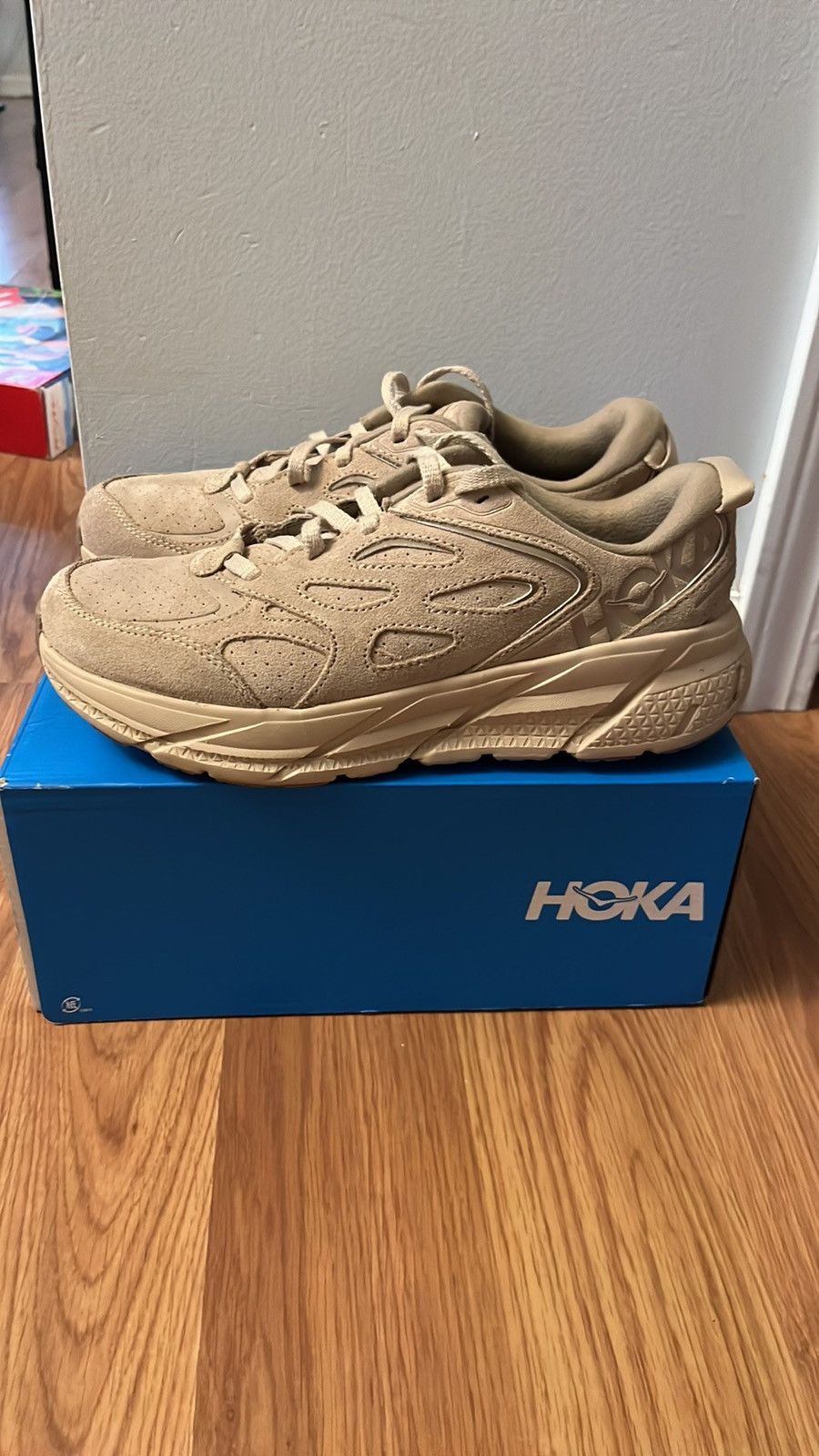Hoka Hoka u Clifton suede Size US 8.5 / IT 38.5 - 1 Thumbnail