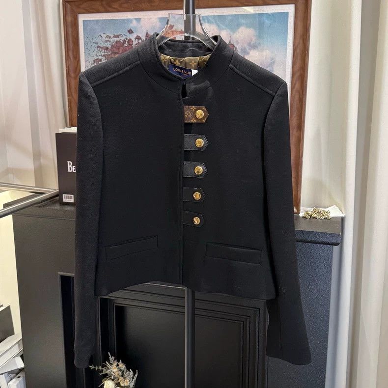 Louis Vuitton Black inside presbyopic gold button jacket