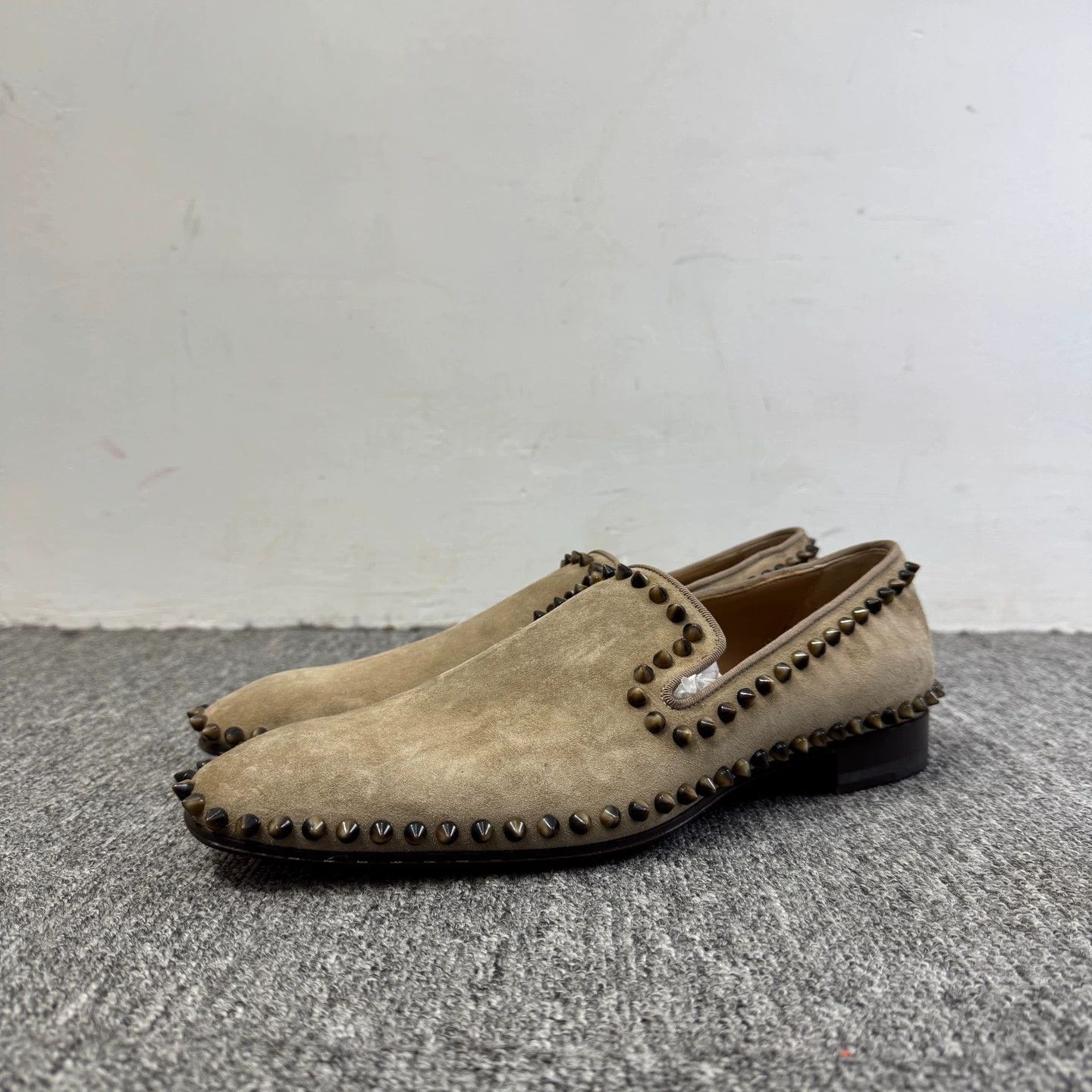 Christian Louboutin Christian Louboutin Rivets Suede Loafer Size 40 Size US 7 / EU 40 - 1 Thumbnail