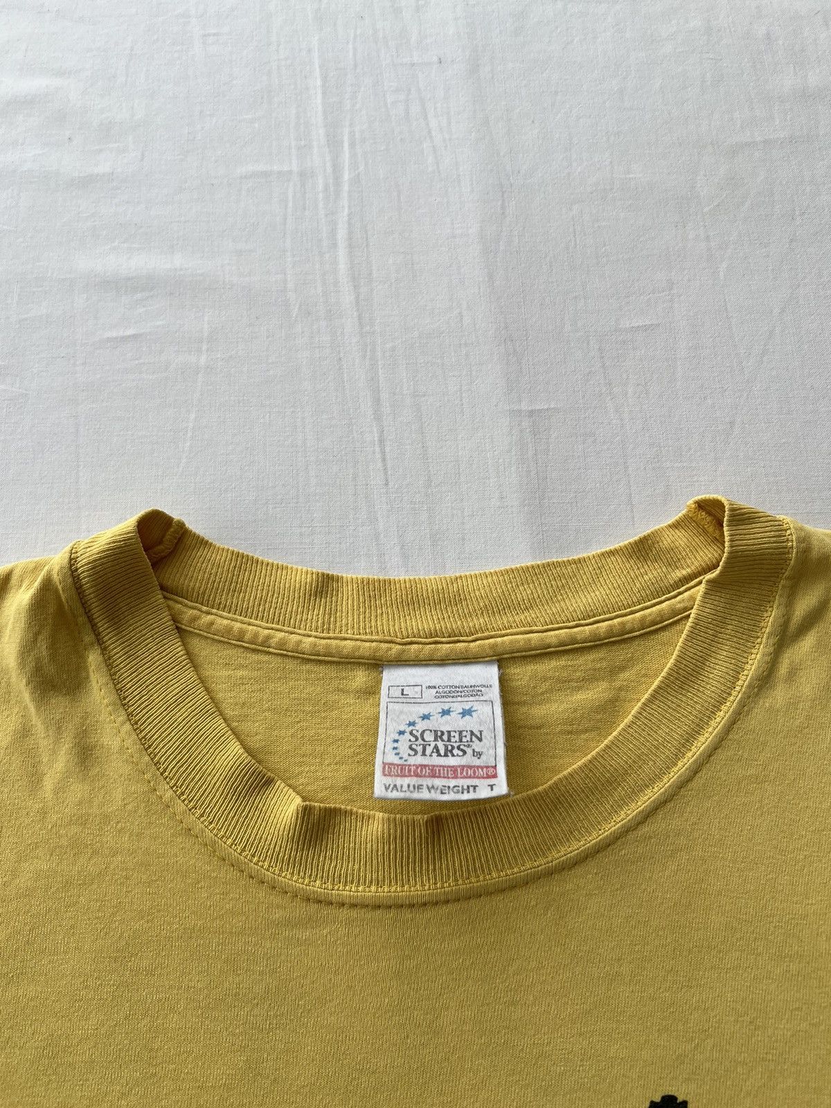 Band Tees Vintage 2000 Soulfly Lion of Judah Metal Band Yellow T-shirt Size US L / EU 52-54 / 3 - 15 Thumbnail