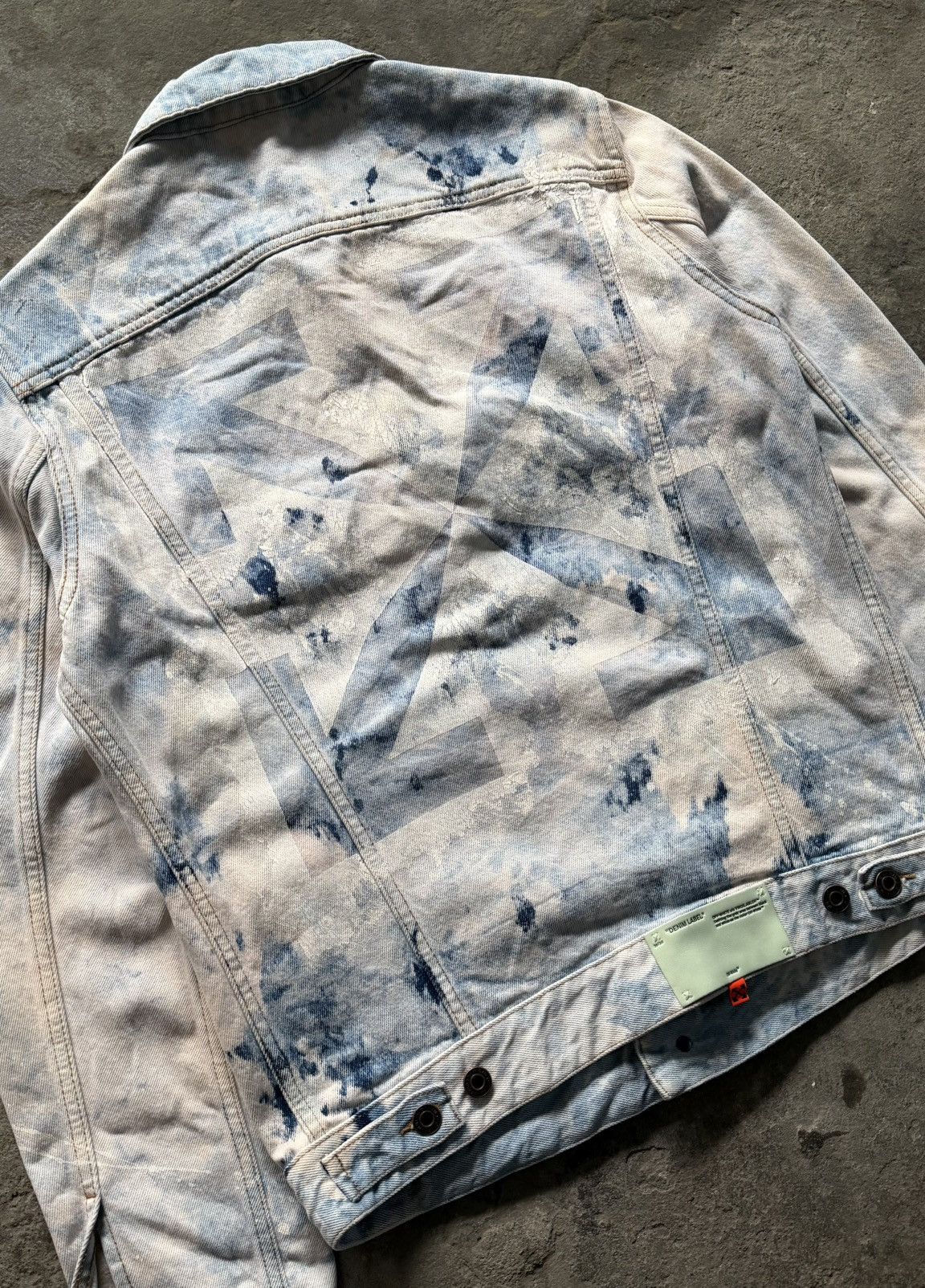 Off-White Off White - Extreme bleached denim jacket Size US M / EU 48-50 / 2 - 7 Thumbnail