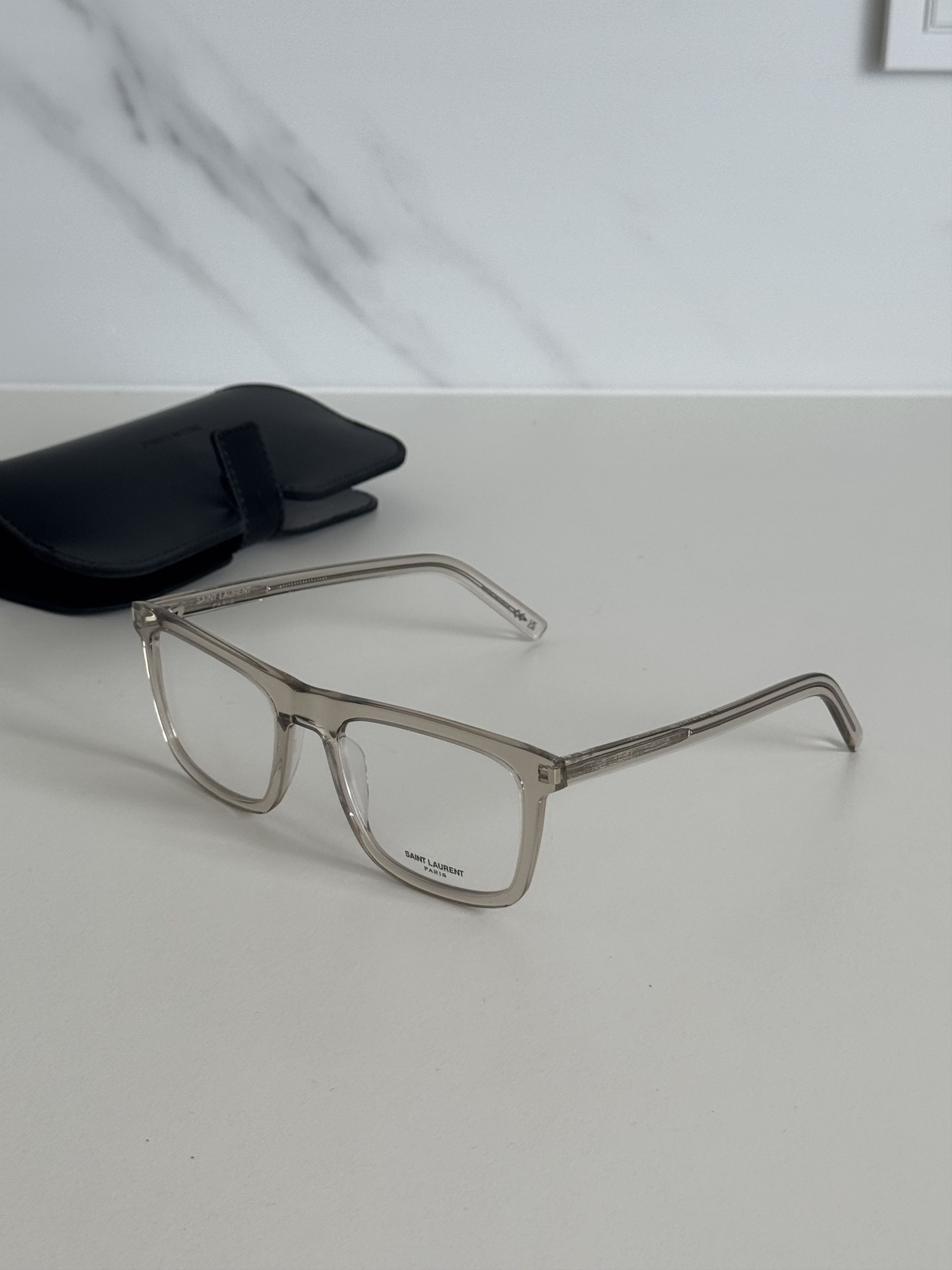 Yves Saint Laurent SAINT LAURENT GLASSES SL547 Size ONE SIZE - 1 Thumbnail
