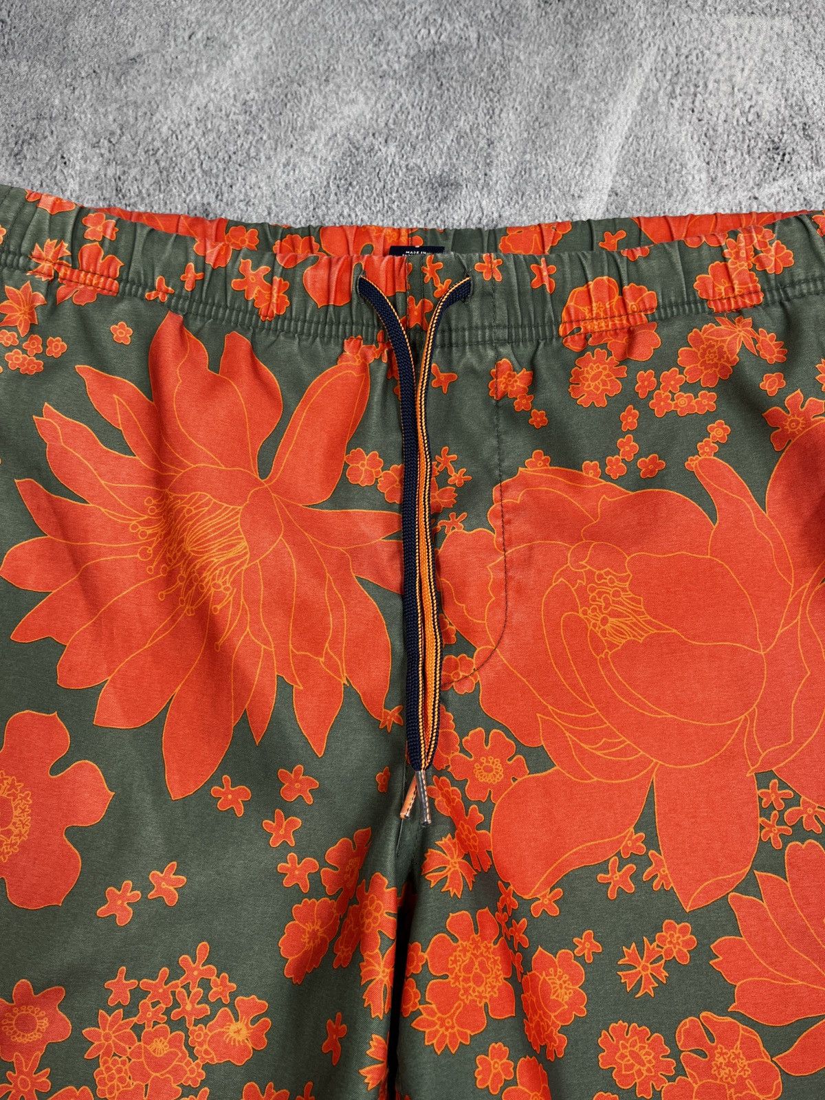 Gap Vintage Y2K Gap summer Hawaiian shorts size S Size US 30 / EU 46 - 5 Thumbnail