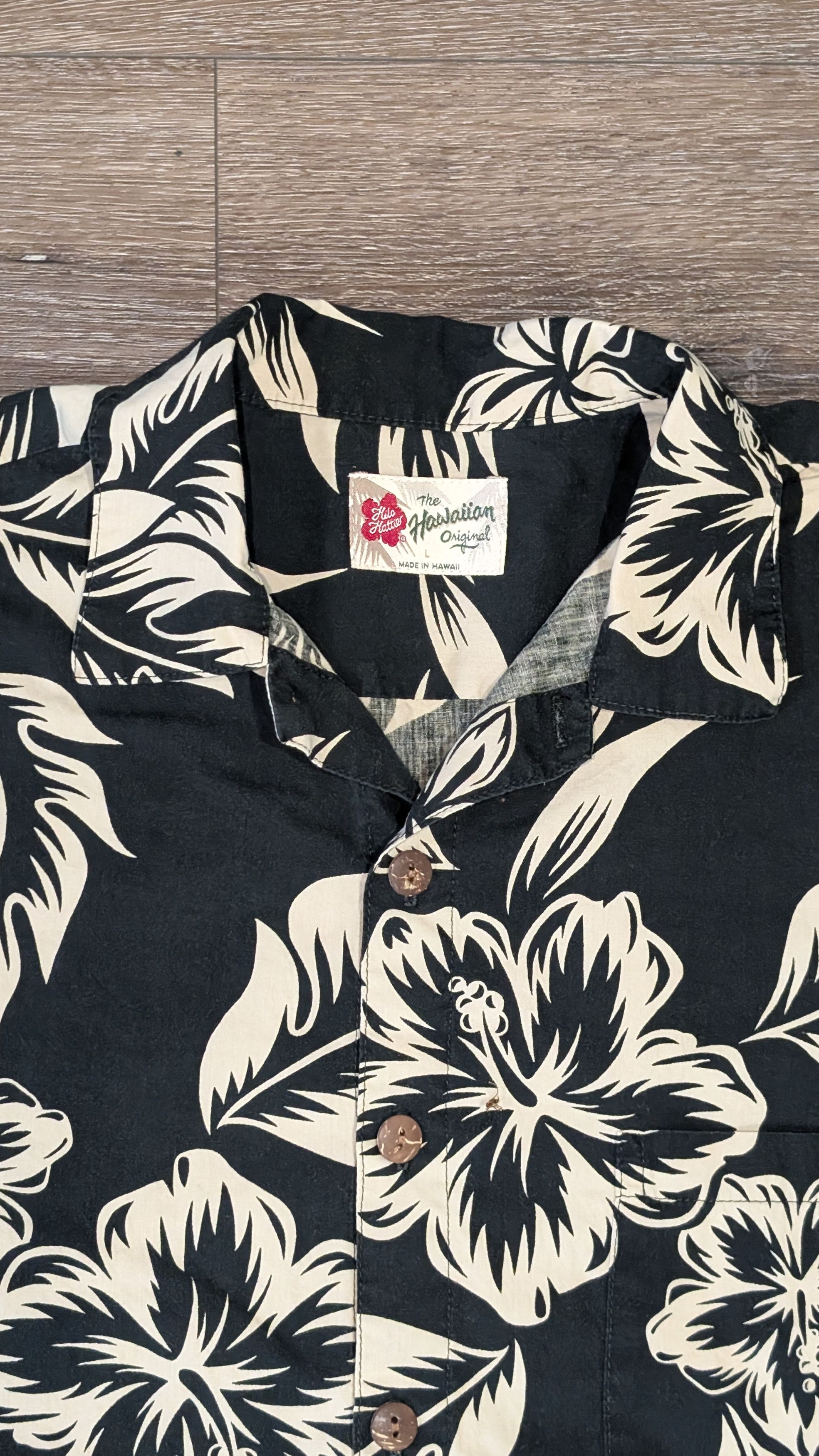 Hilo Hattie Vintage Hilo Hattie floral Black Hawaiian shirt - SIZE L Size US L / EU 52-54 / 3 - 3 Thumbnail