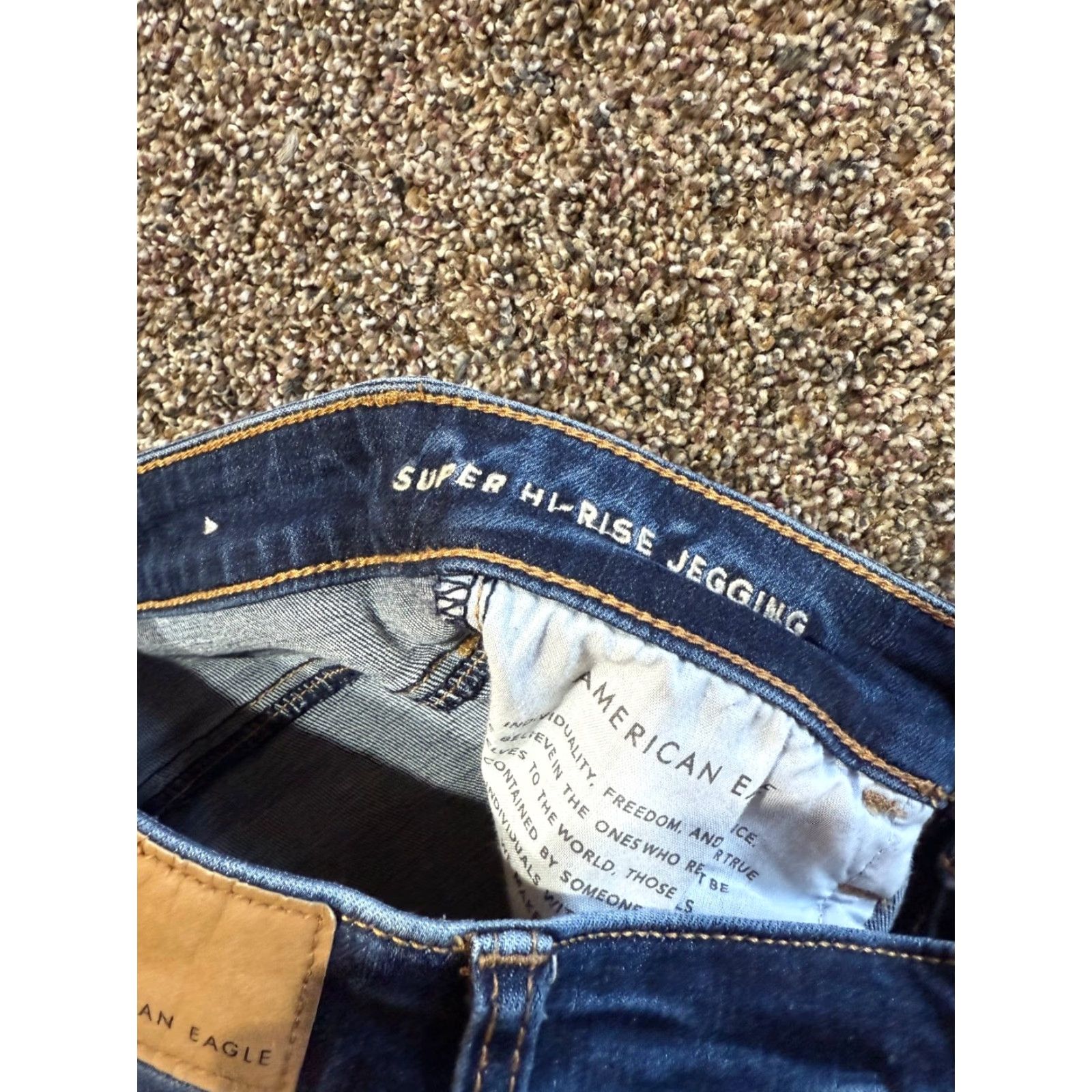 American Eagle Outfitters American Eagle Women's Jeans & Shorts Size 4 Blue Denim Lot Of 2 Jegging Cutoff Size 27" / US 4 / IT 40 - 6 Thumbnail