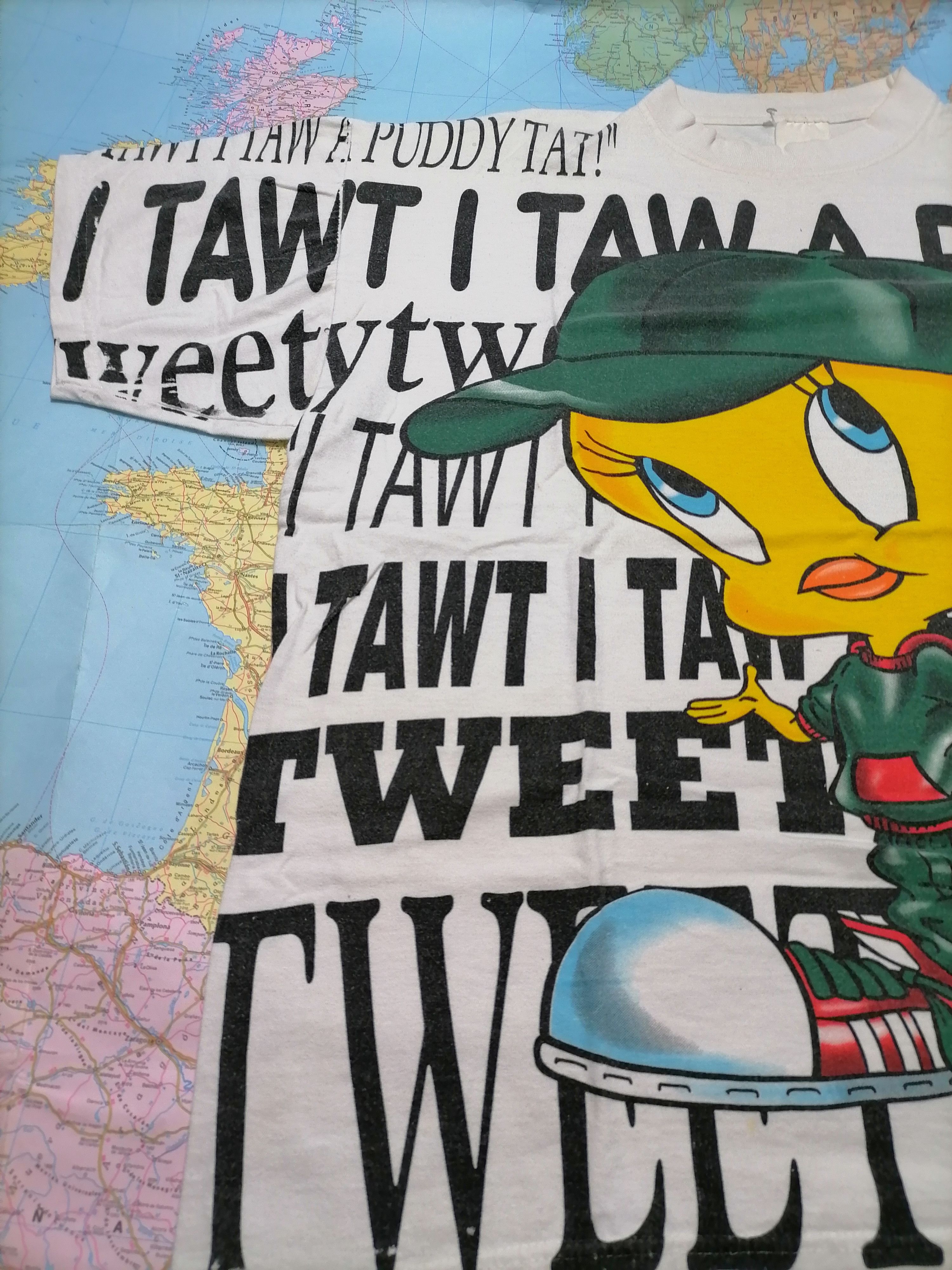 Warner Bros Vintage Tee Tweety Bird Army , size XL Size US XL / EU 56 / 4 - 2 Thumbnail