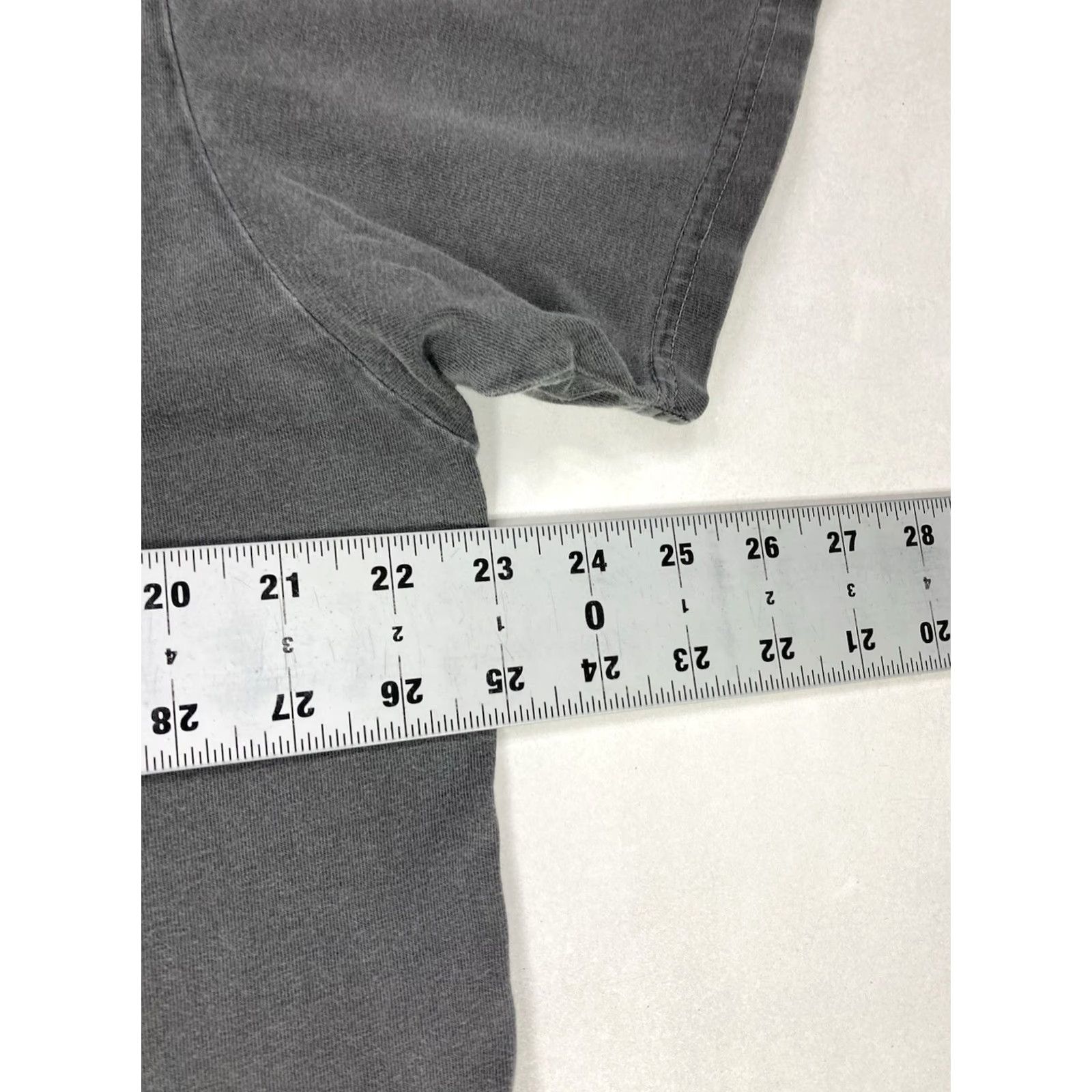 Quiksilver VINTAGE Quiksilver Nerf Graphic Pocket T-shirt Men XL Gray Short Sleeve Size US XL / EU 56 / 4 - 6 Thumbnail