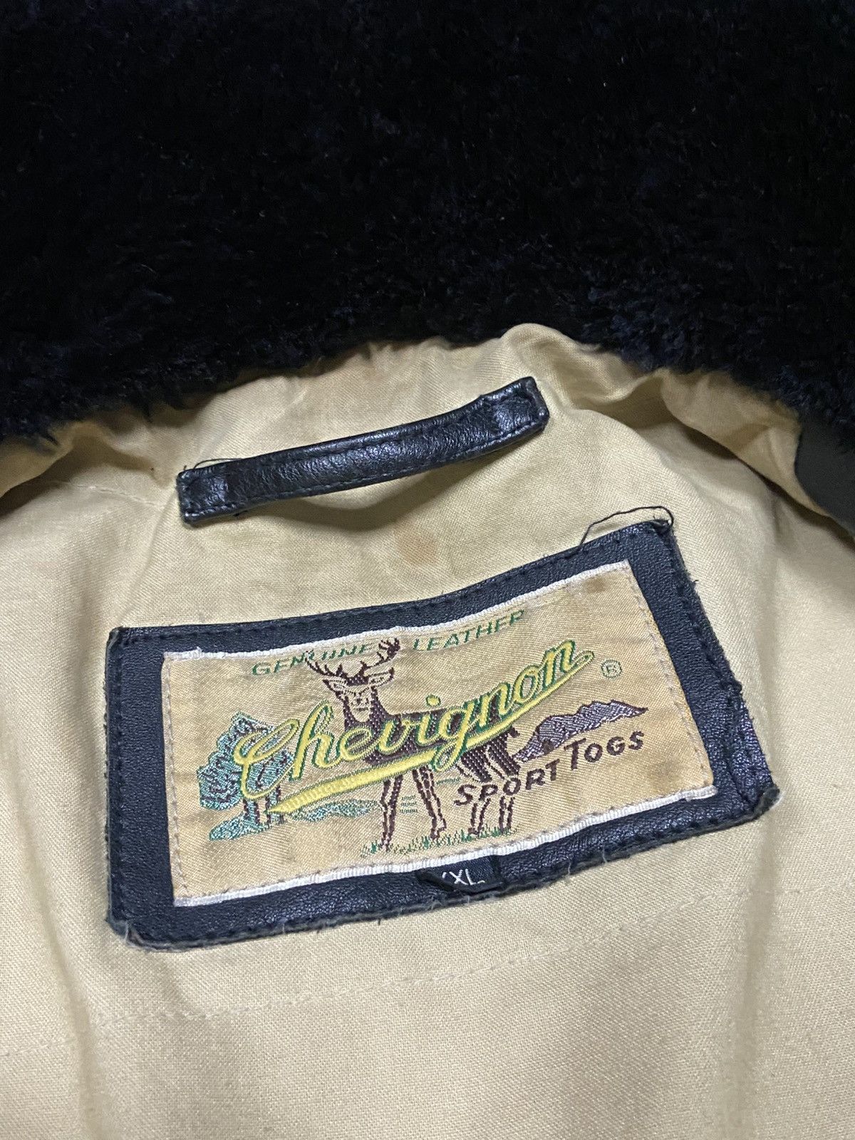 Chevignon Chevignon vintage fur leather worn jacket fly Size US XL / EU 56 / 4 - 2 Thumbnail