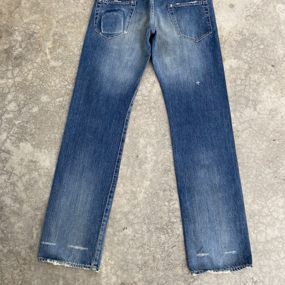 Hysteric Glamour 2000’s Hysteric Glamour Studded Distressed Selvedge Jeans Size US 31 - 14 Thumbnail