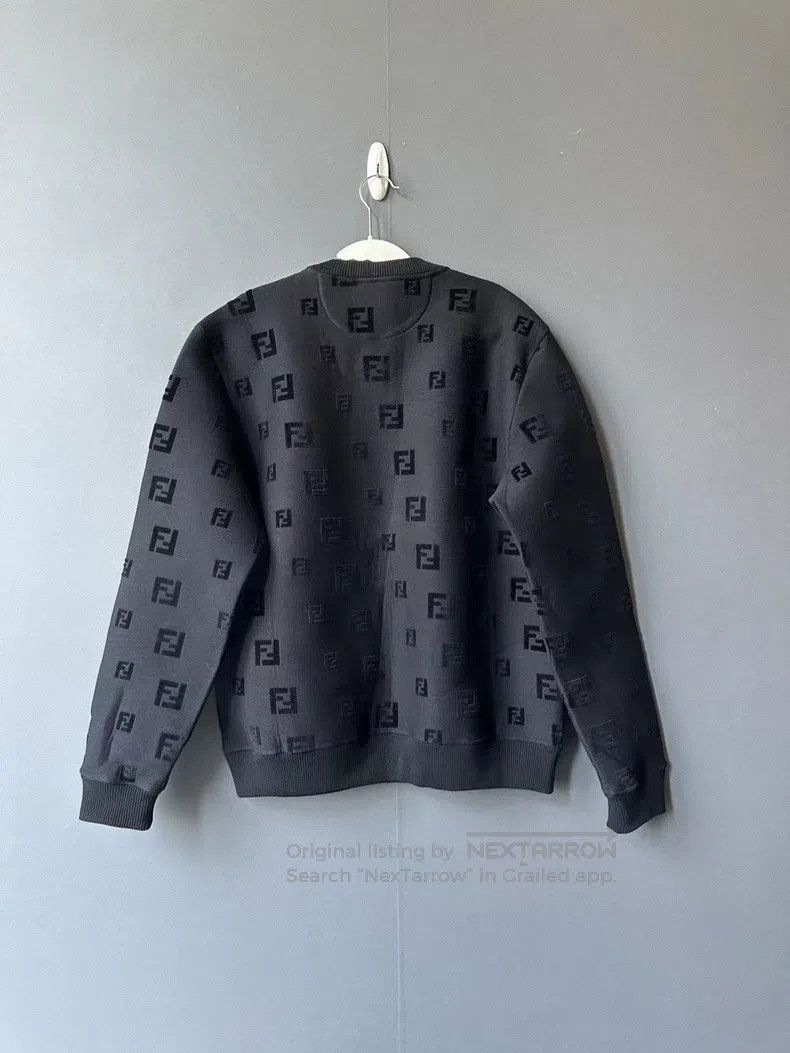 Fendi Fendi Black velvet floral sweatshirt Size US L / EU 52-54 / 3 - 2 Thumbnail