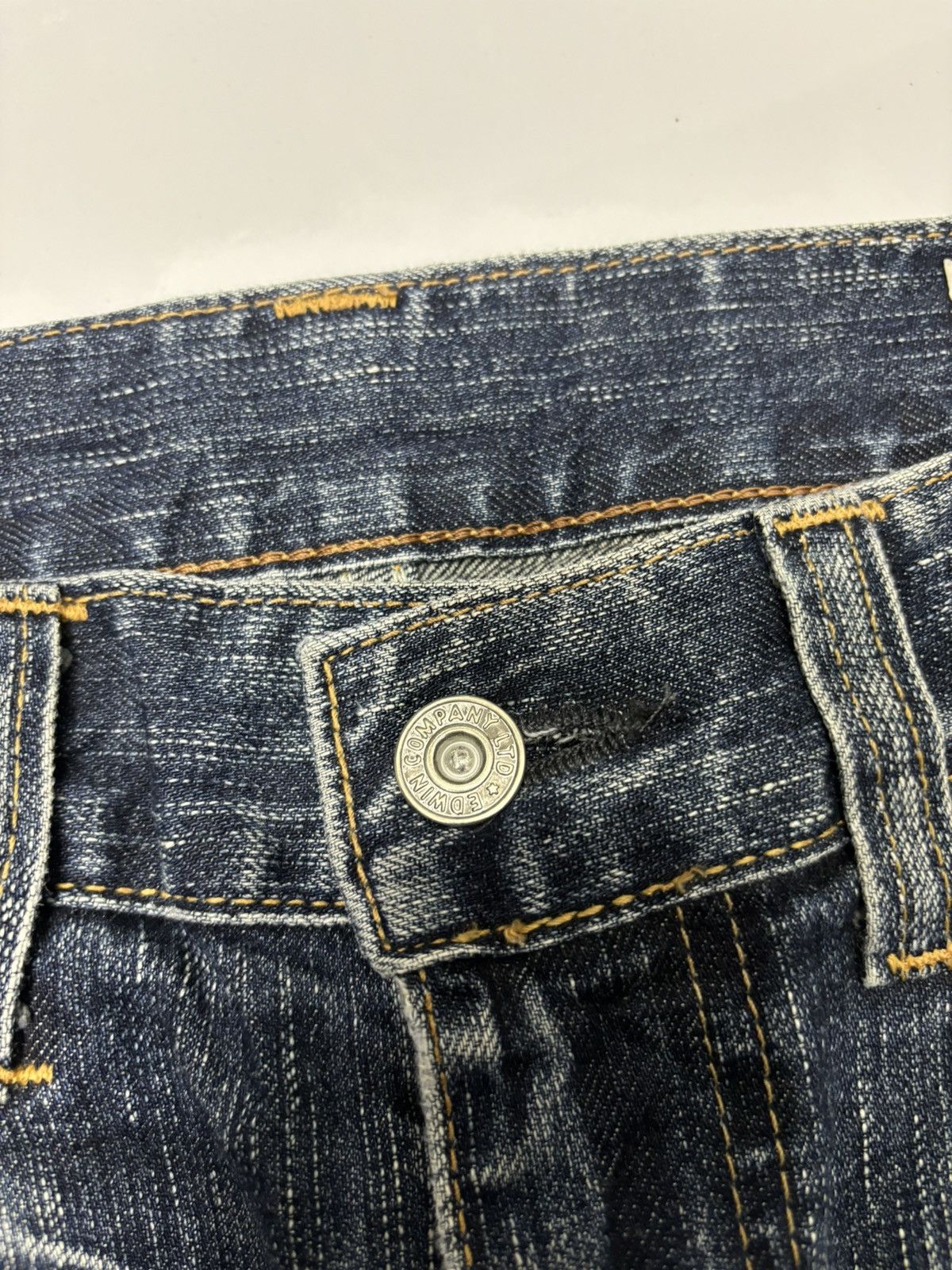 Edwin EDWIN 511 REBEL VINTAGE FLARED DISTRESSED DENIM FLARE JEANS Size US 30 / EU 46 - 13 Thumbnail