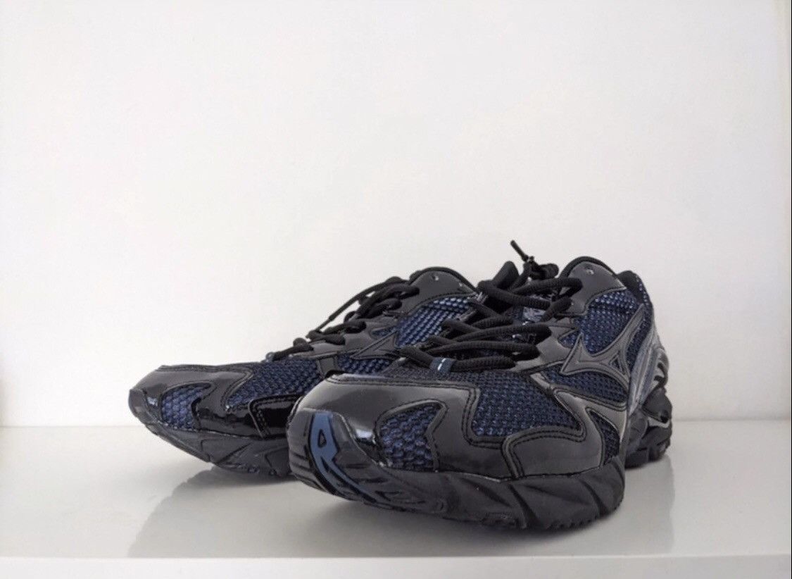 Mizuno Mizuno x END. Wave Rider 10 Black Beauty & Estate Blue US11 Size US 11 / EU 44 - 2 Thumbnail