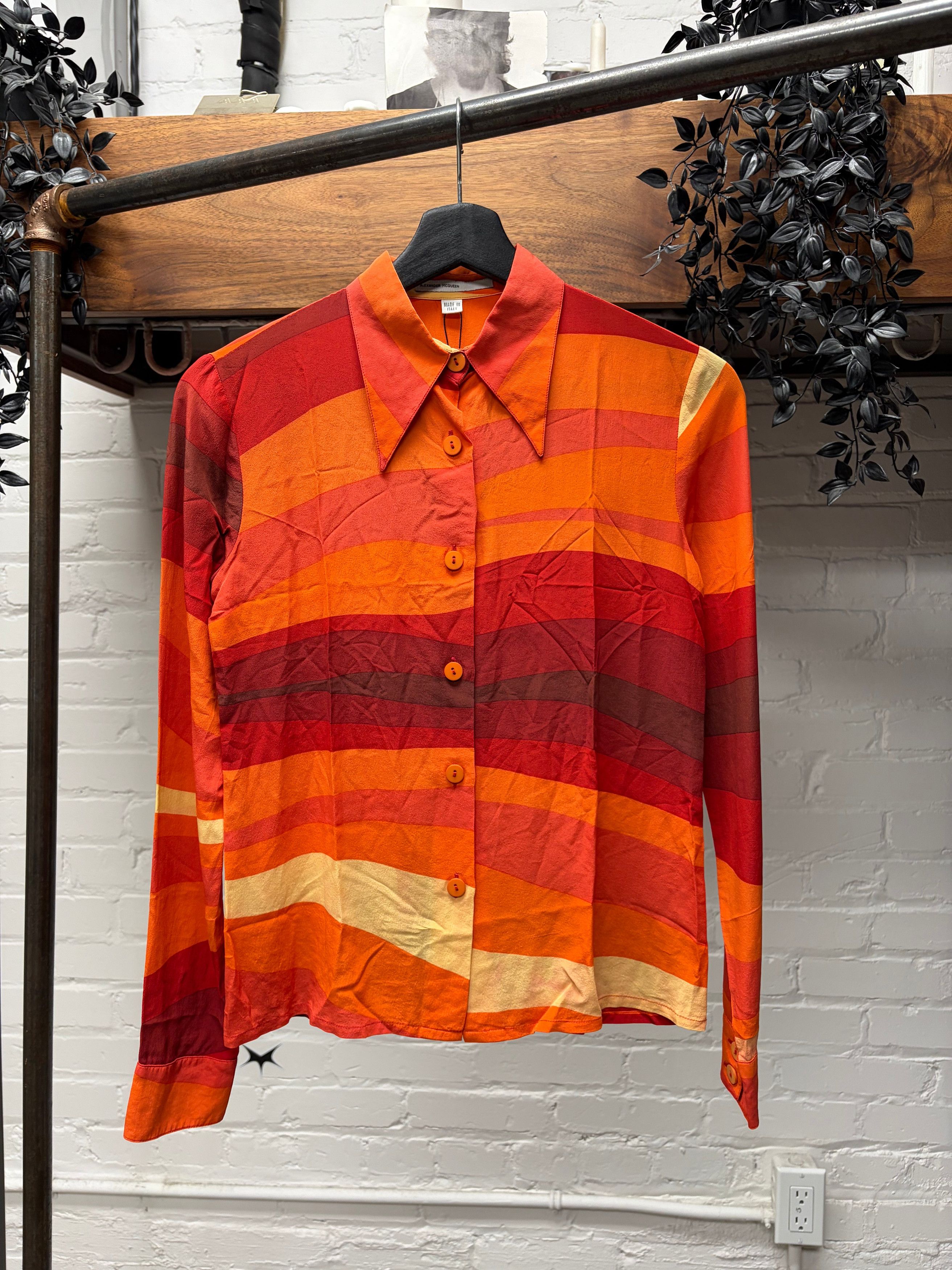Alexander McQueen SS1996 Alexander McQueen ‘Flames’ Silk Shirt Size US S / EU 44-46 / 1 - 1 Thumbnail