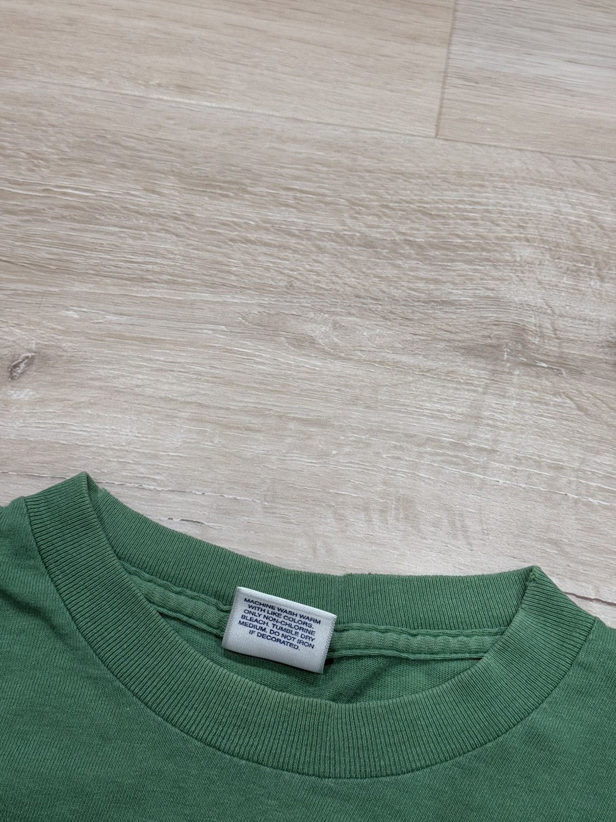 Supreme Supreme 2003 Kelly Green Box Logo Tee Size US M / EU 48-50 / 2 - 7 Thumbnail