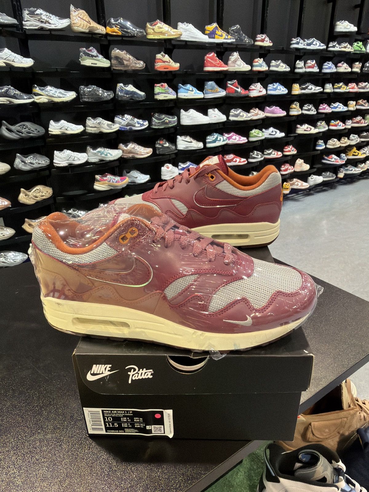 Nike Nike Air Max Patta Waves Rush Maroon Size-10 Brand New Size US 10 / EU 43 - 1 Thumbnail