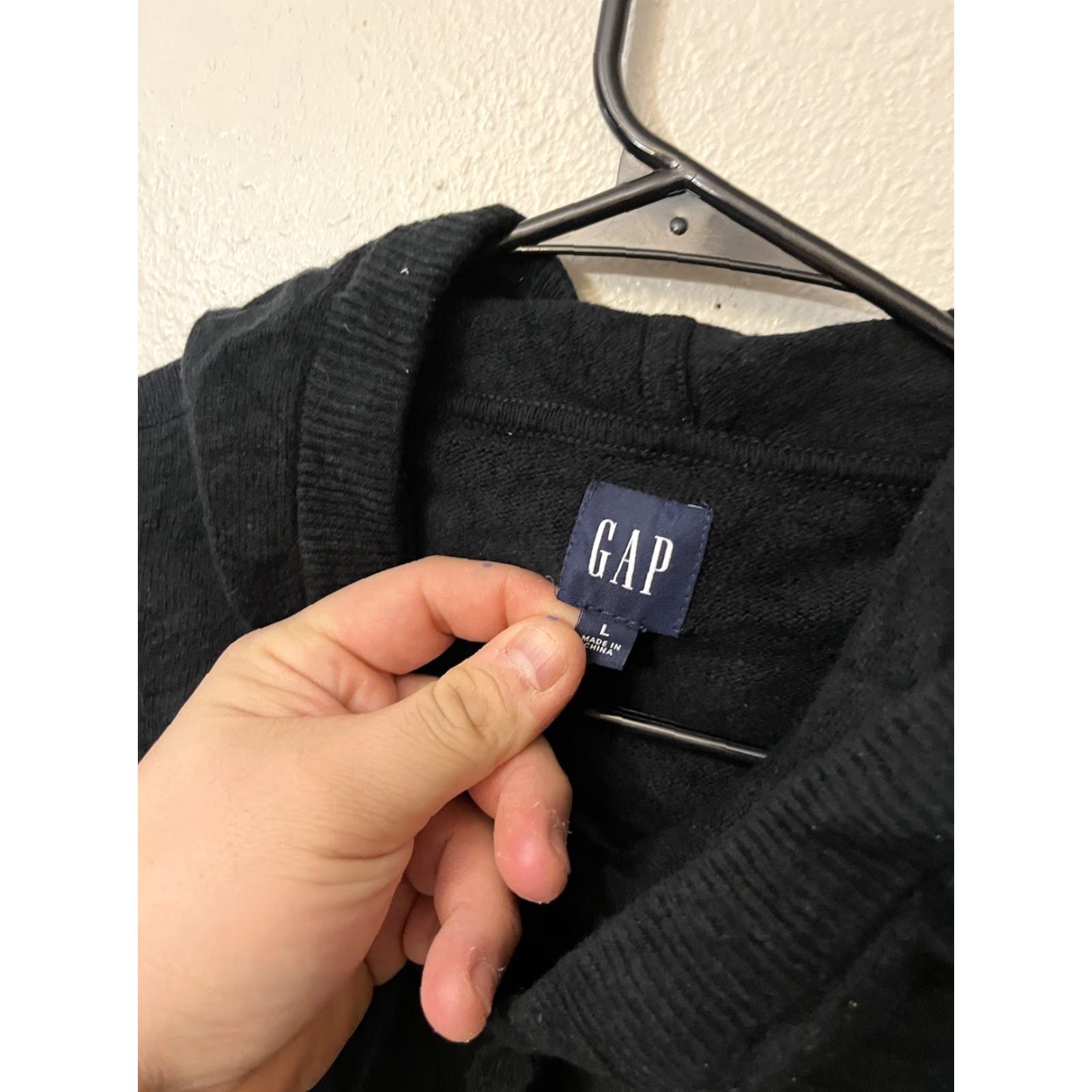 Gap VINTAGE Gap Hoodie Sweatshirt Womens L Black Solid Long Sleeve Pullover Pockets Activewear Size L / US 10 / IT 46 - 2 Thumbnail