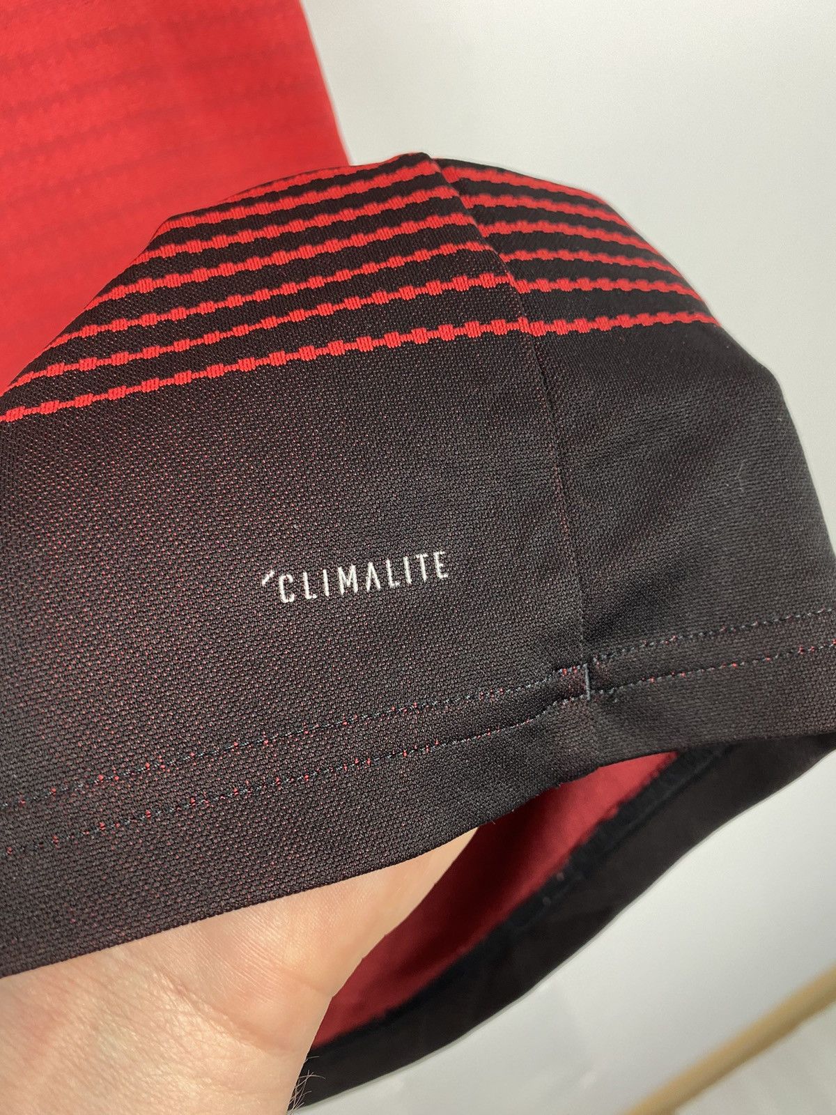Adidas Manchester United 2018 2019 Jersey Adidas PSG Milan Juventus Size US L / EU 52-54 / 3 - 6 Thumbnail