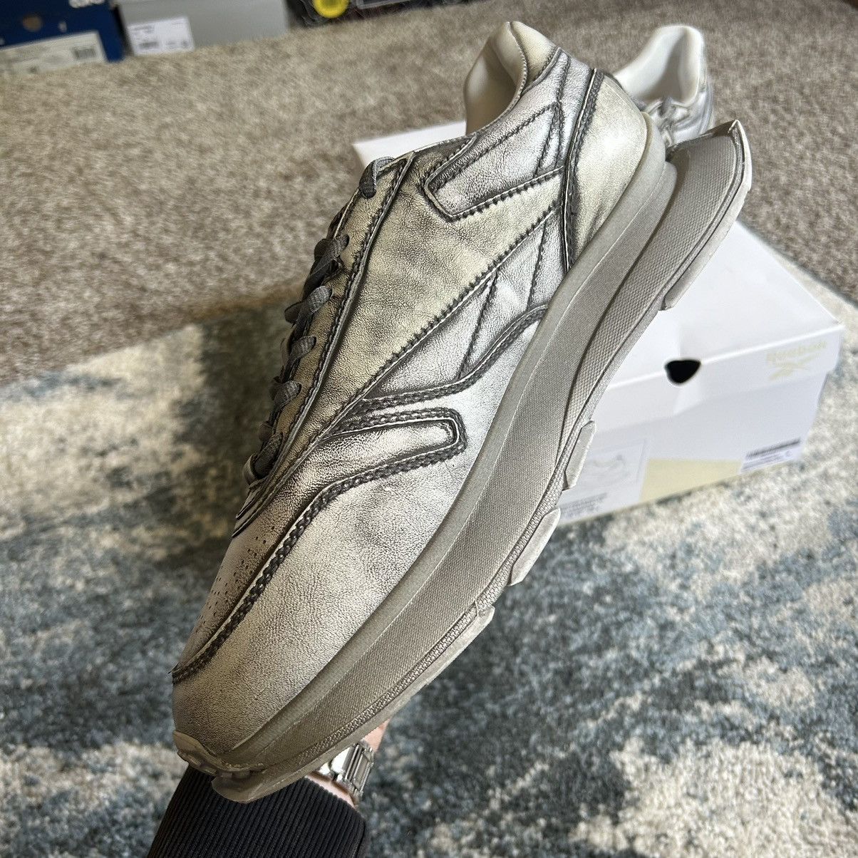 Reebok RMIA04CC99LEA0021000 REEBOK LTD CLASSiC LEATHER GRAVEL WASH Size US 10 / EU 43 - 16 Thumbnail
