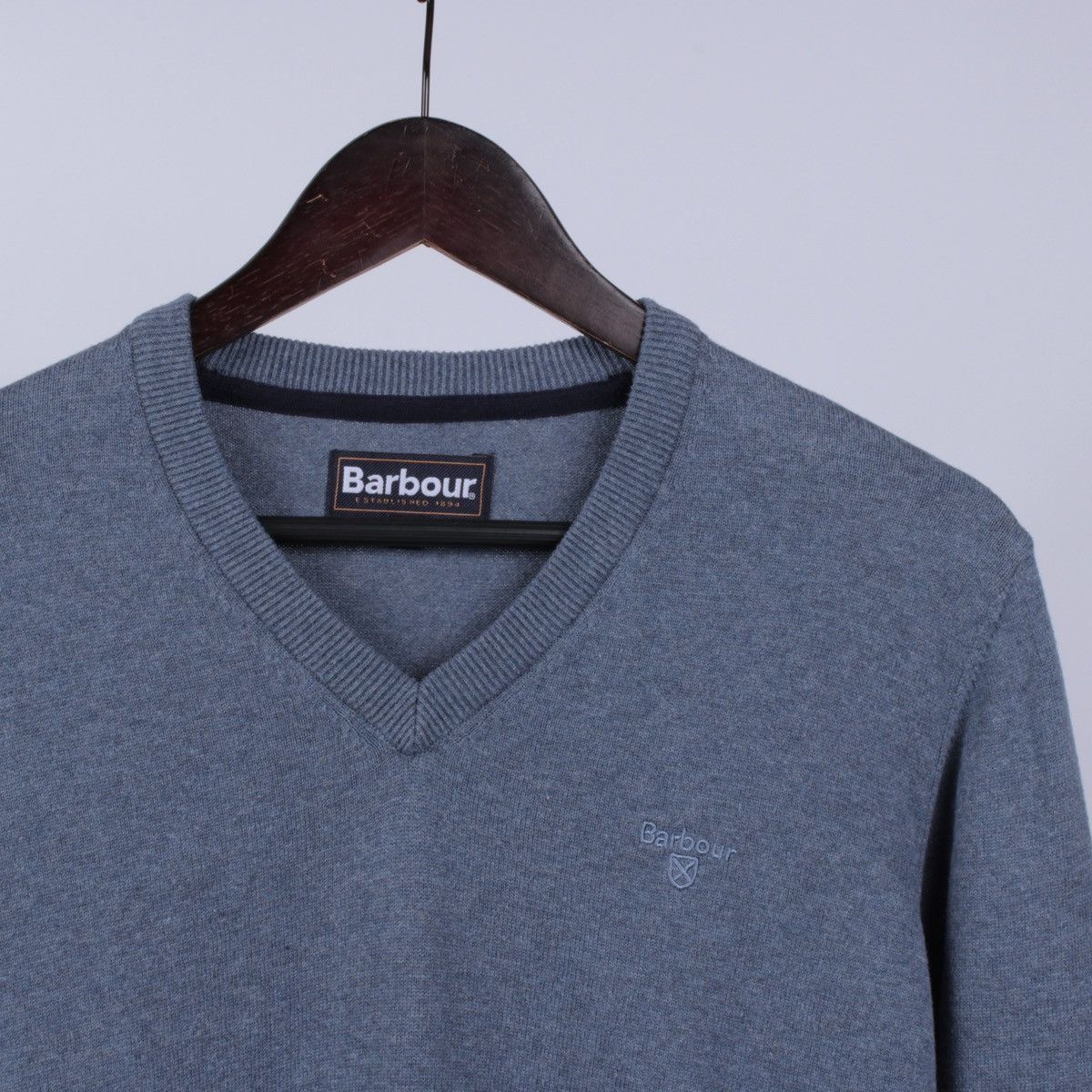 Barbour BARBOUR Cotton Blue V-neck Jumper Sweater Pullover Size US M / EU 48-50 / 2 - 1 Thumbnail