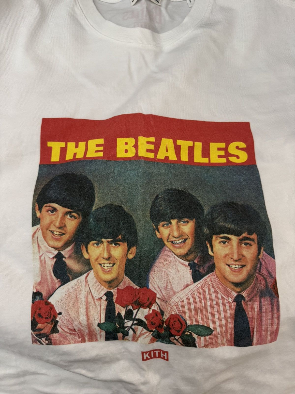 Kith The Beatles Red Roses Vintage Tee Size US S / EU 44-46 / 1 - 6 Thumbnail