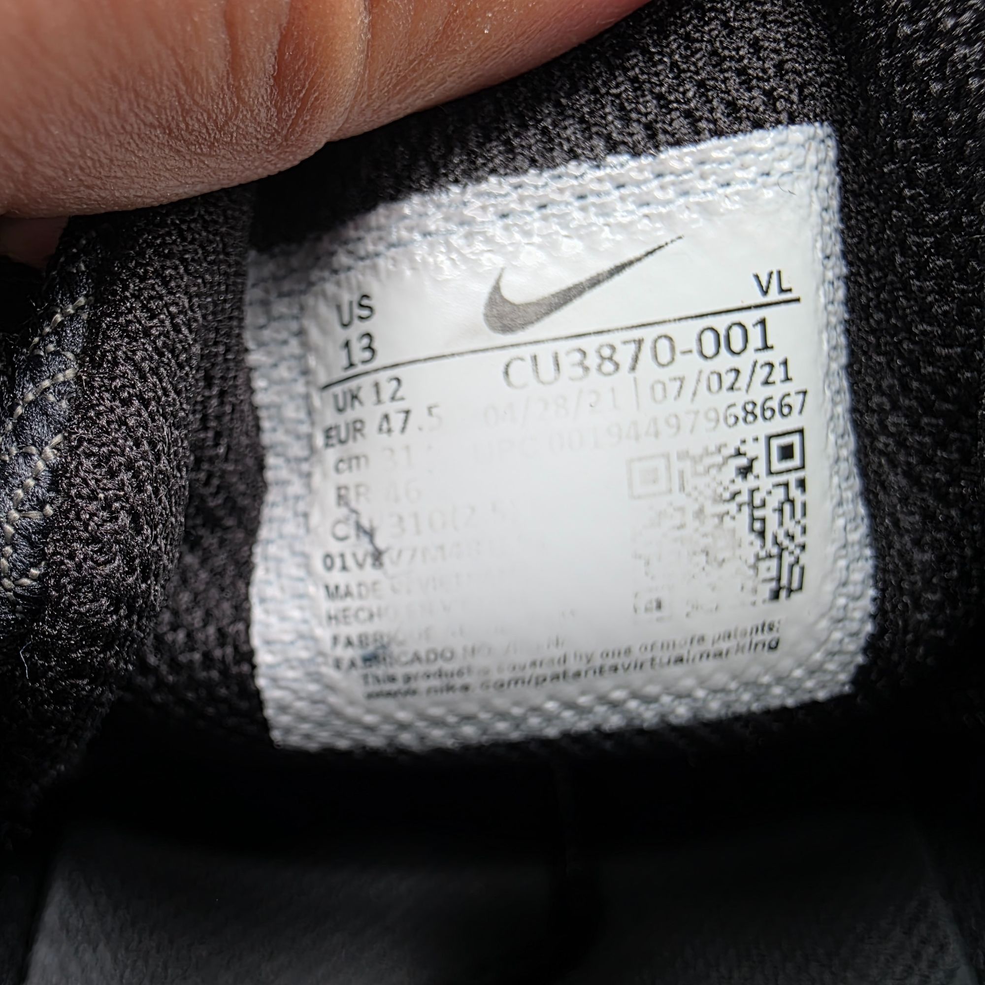 Nike Nike Winflo 7 Shield Mens Size 13 Black White Athletic Shoes Size US 13 / EU 46 - 7 Thumbnail