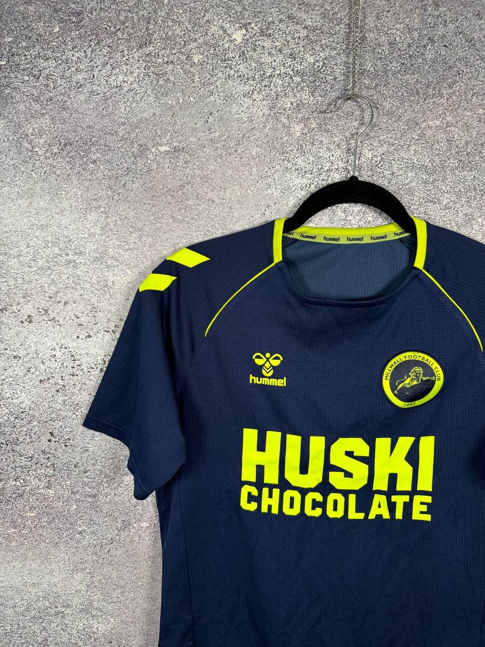 Hummel × Vintage Vintage Millwall FC 2022/23 Hummel Soccer Jersey Size US S / EU 44-46 / 1 - 3 Thumbnail