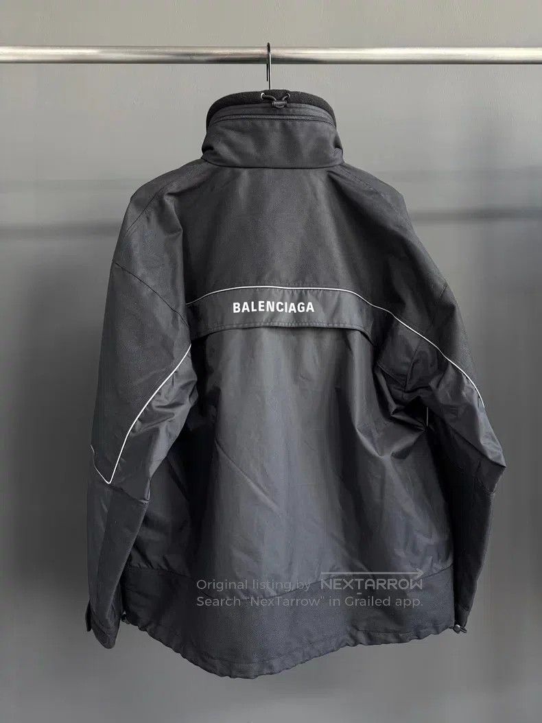 Balenciaga Balenciaga Half Zip Waterproof Hooded Logo Long Sleeve Jac Size US S / EU 44-46 / 1 - 2 Thumbnail