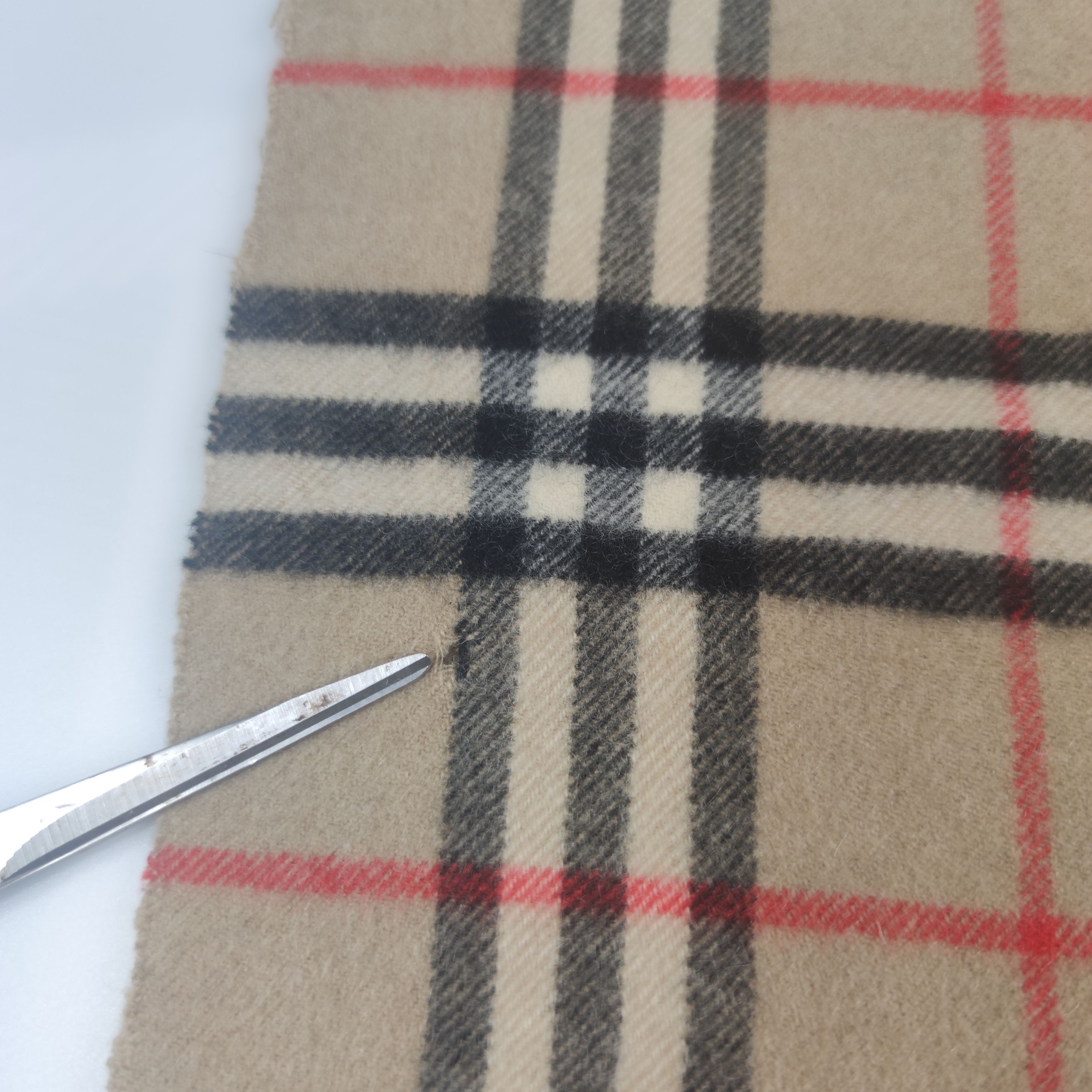 Burberry Burberry Nova Check Scarf/Muffler/Cashmere S434 Size ONE SIZE - 4 Thumbnail