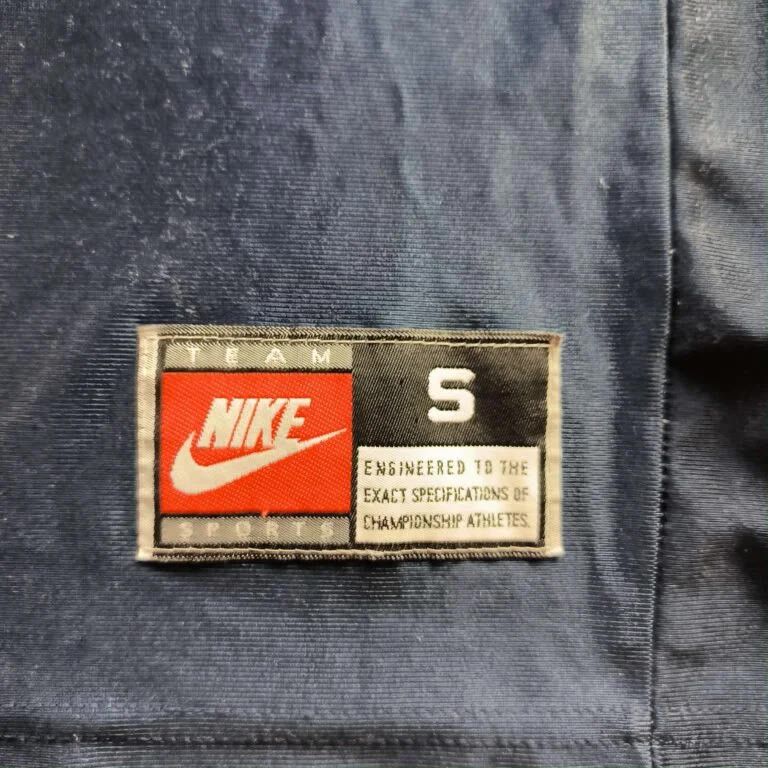 Nike Connecticut Huskies #21 Nike NCAA basketball jersey size S Size US S / EU 44-46 / 1 - 3 Thumbnail