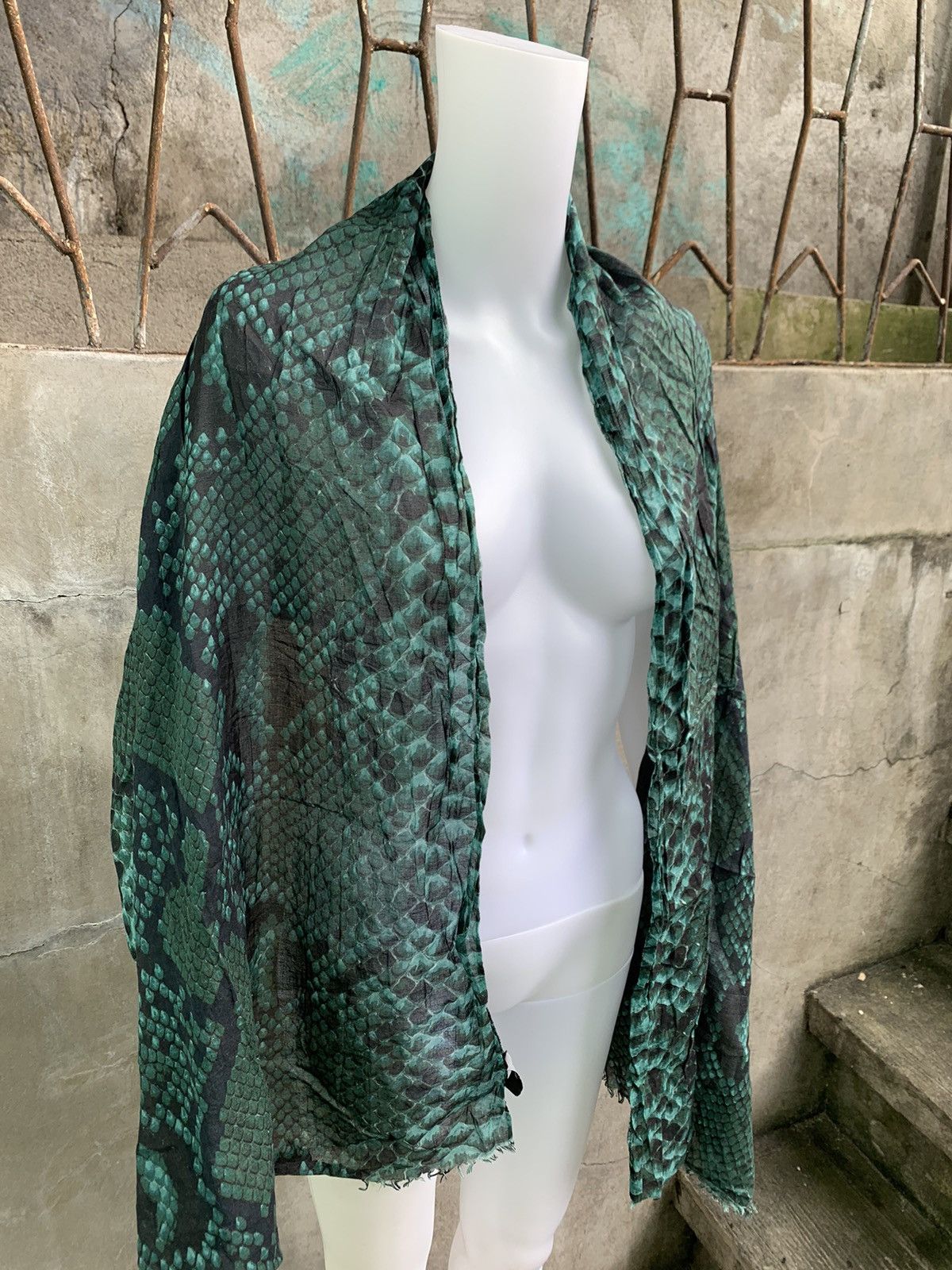 Jil Sander SS12 Reptile Skin Shole Scarf Size ONE SIZE - 3 Thumbnail