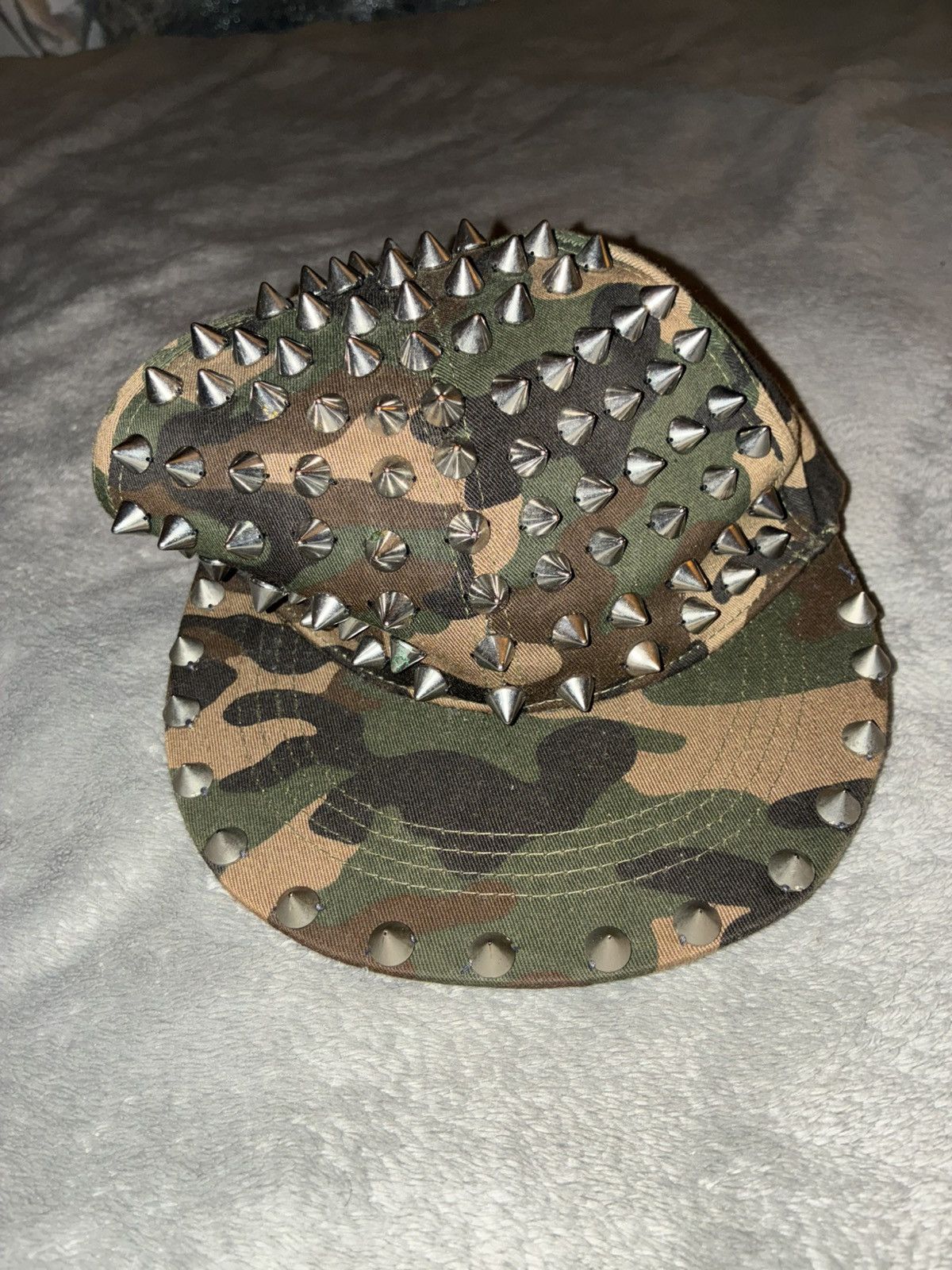 Other Camo Studded Hat Size ONE SIZE - 1 Thumbnail