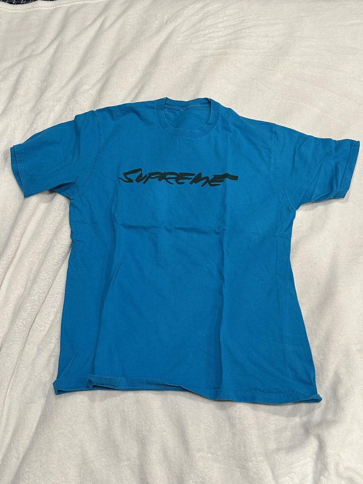 Supreme Supreme Futura Logo Tee - Bright Blue Size US L / EU 52-54 / 3 - 1 Thumbnail