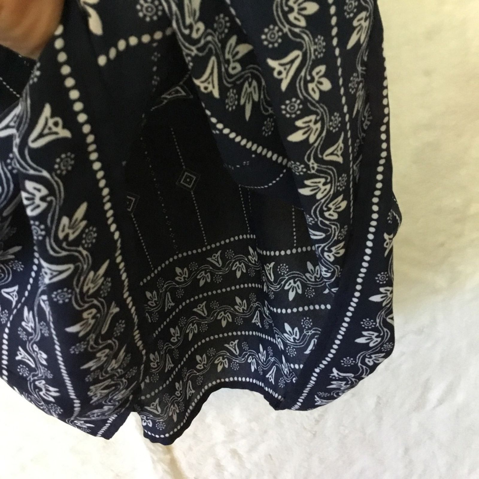 Loft Loft Navy Pattern Sleeveless Top Size S / US 4 / IT 40 - 4 Thumbnail