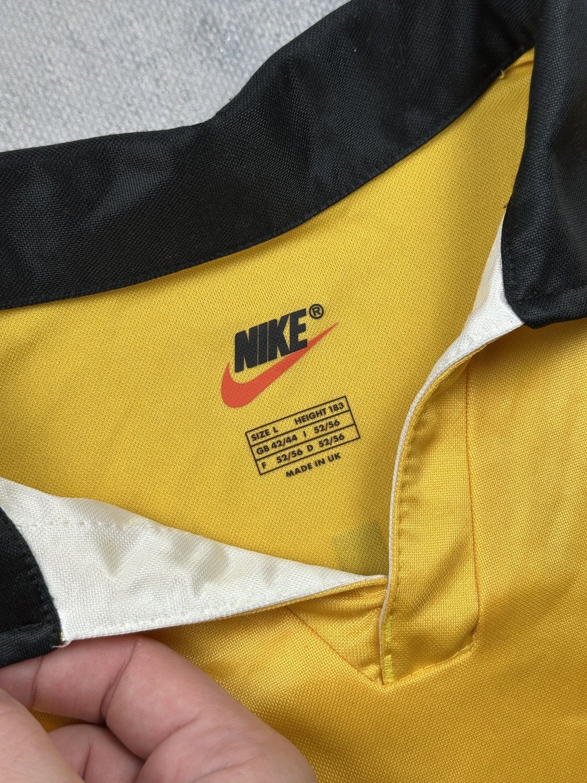 Nike Vintage Nike Borussia Dortmund Nerlinger 8 Football Jersey Size US L / EU 52-54 / 3 - 14 Thumbnail