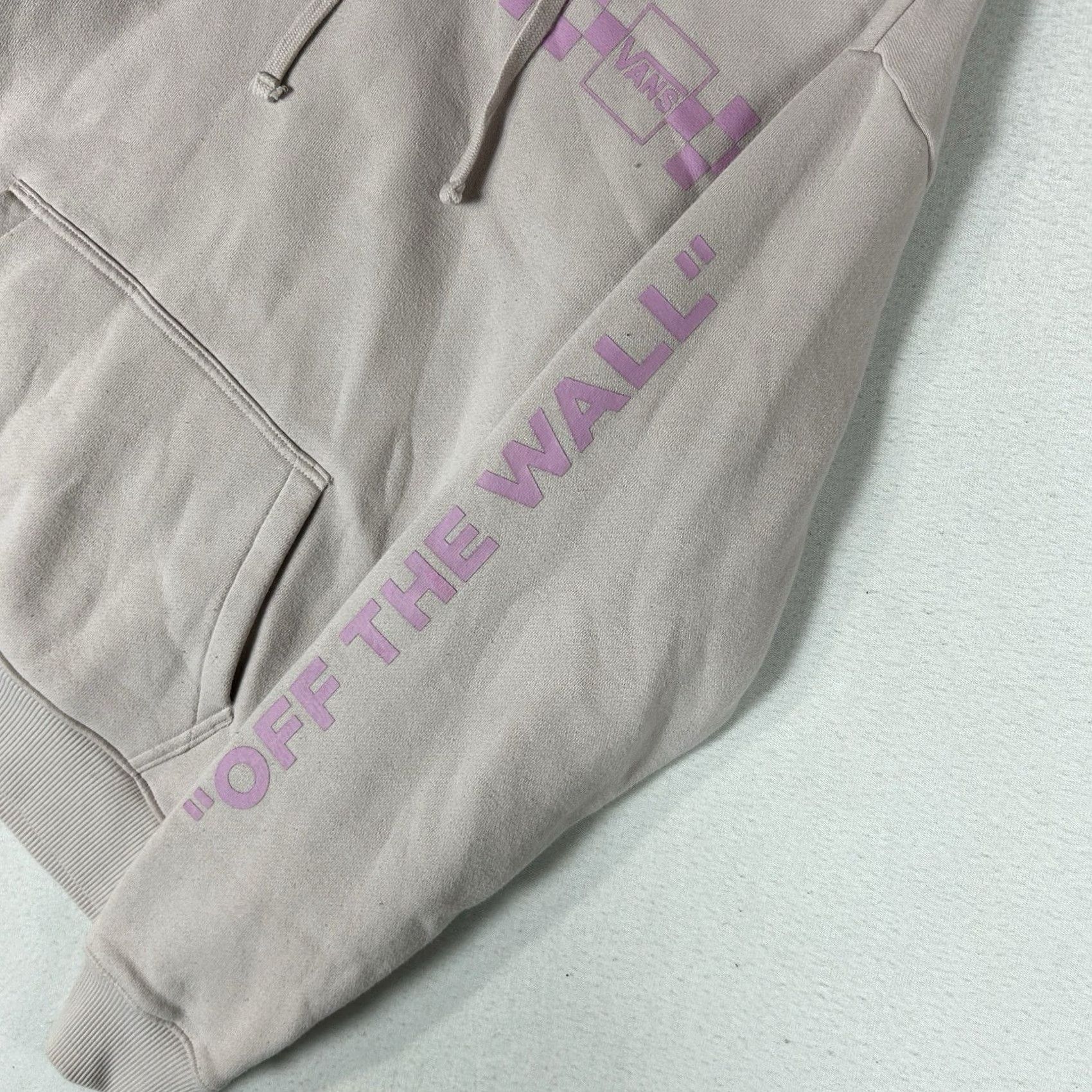 Vans VANS Hoodie Mens Small Rose Pink Fleece Pullover Sweatshirt Graphic Print Hooded Crew Neck Skater Winter Spring Fall Size US S / EU 44-46 / 1 - 6 Thumbnail