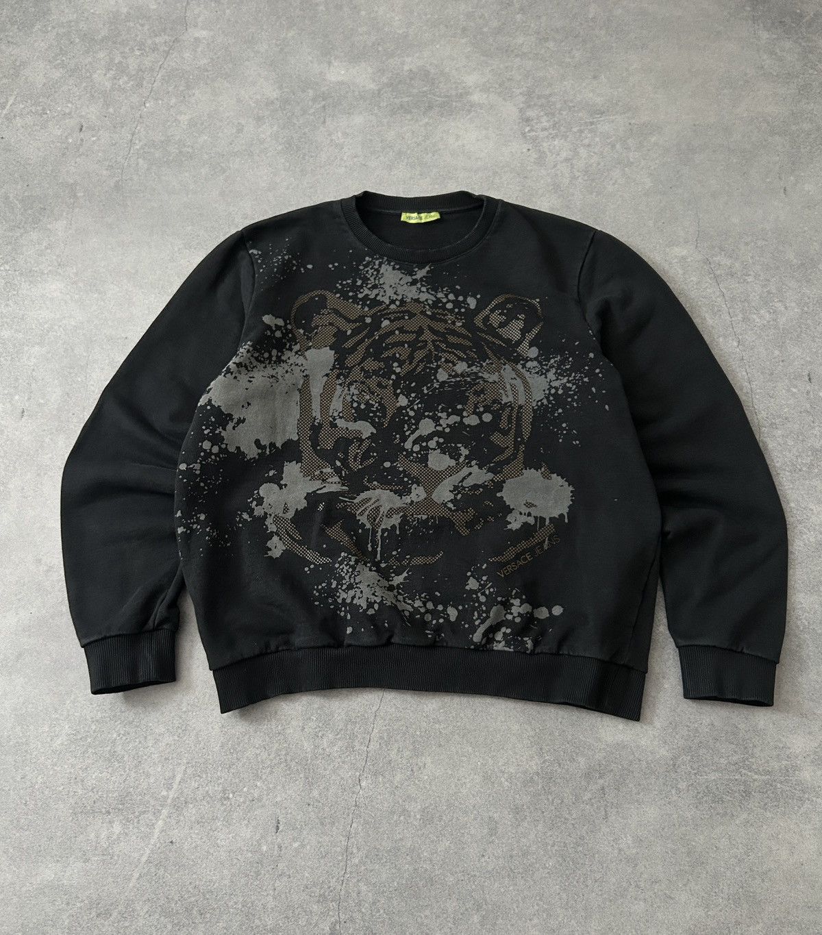 Versace Versace Jeans big logo tiger 🐅 sweatshirt luxury mens size L Size US L / EU 52-54 / 3 - 1 Thumbnail