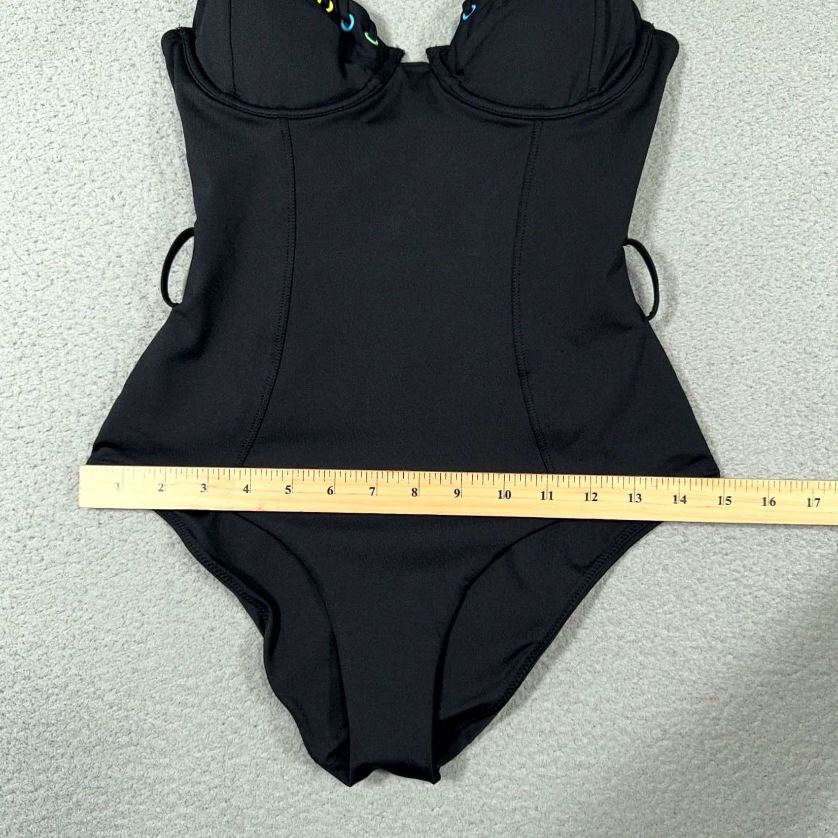 Vintage Vetchy One Piece Swimwear Women S Black Nylon Spandex Tank Adjustable Strap Built-In Bra Removable Pads Lace Underwire Victoria Beach Resort Vintage? Size ONE SIZE - 7 Thumbnail