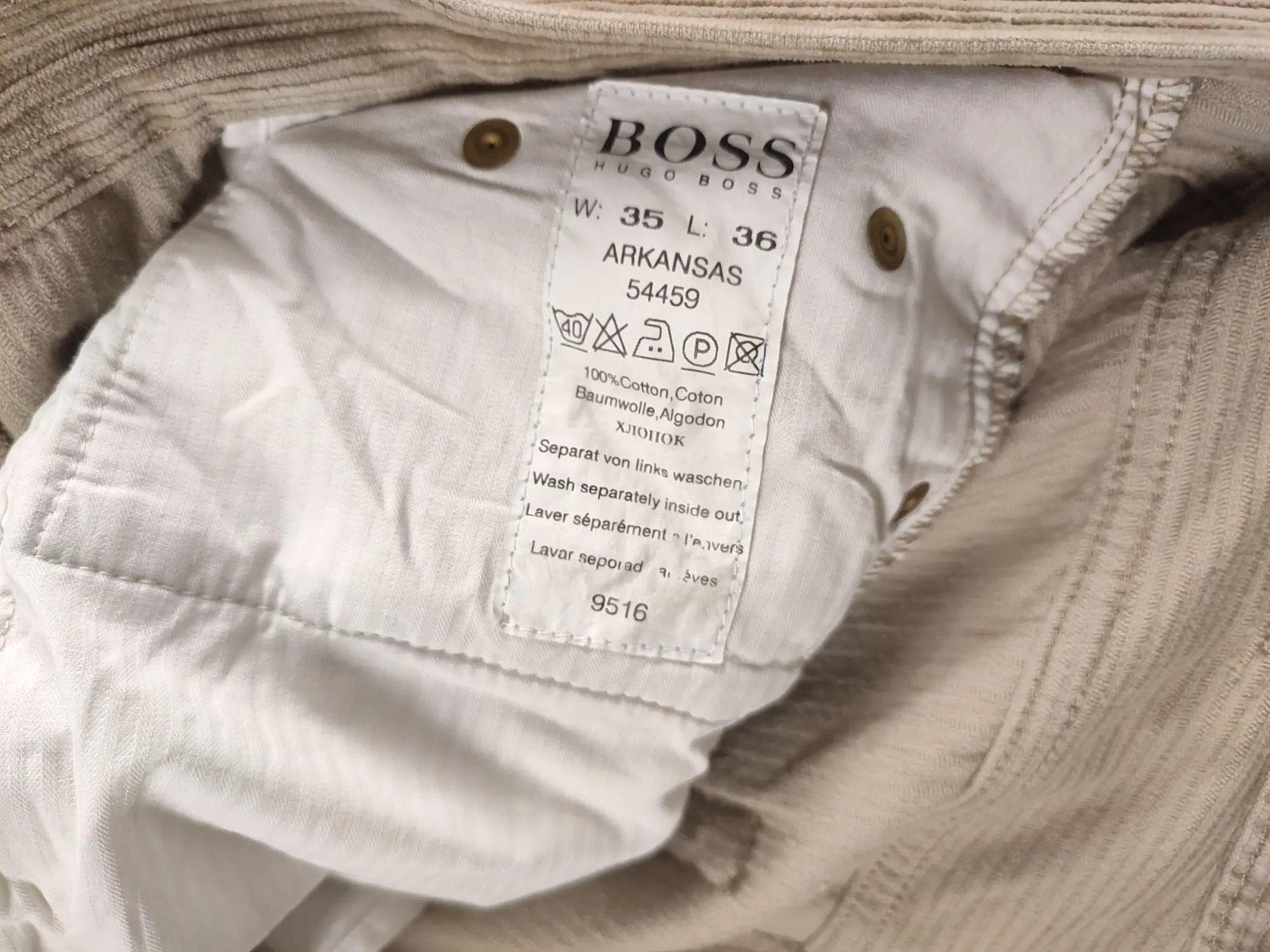 Hugo Boss Vintage Hugo Boss Corduroy Arkansas Casual Pants Size US 34 / EU 50 - 14 Thumbnail
