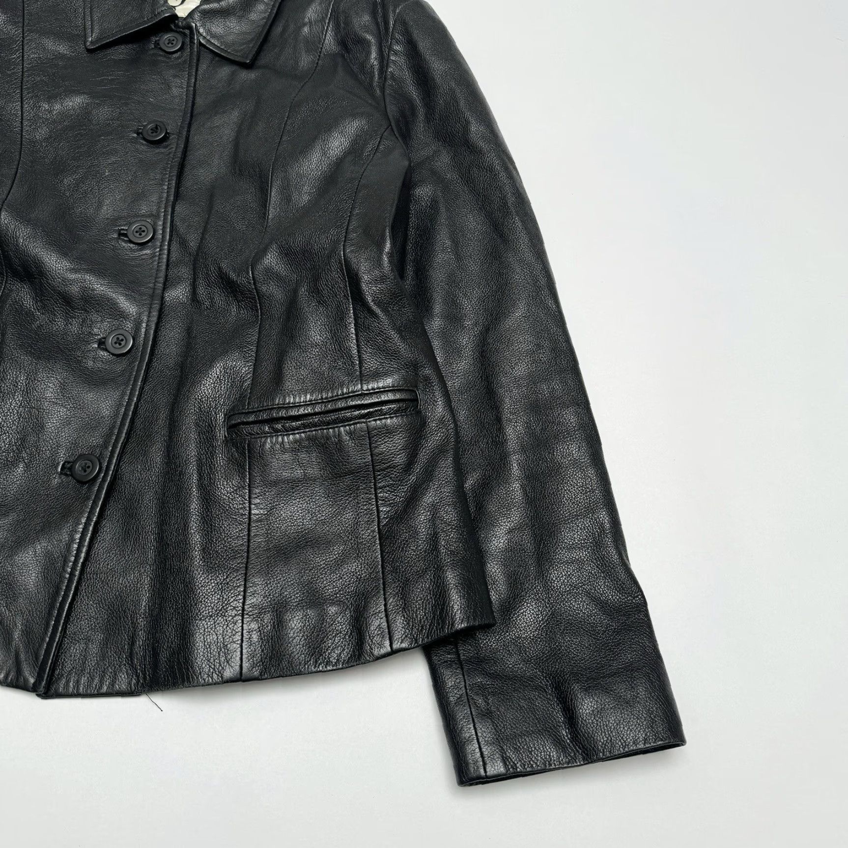Victoria's Secret VINTAGE Y2K VS2 Victoria's Secret Leather Jacket Women Large Black Collared Button Long Sleeve Jacket Size L / US 10 / IT 46 - 2 Thumbnail