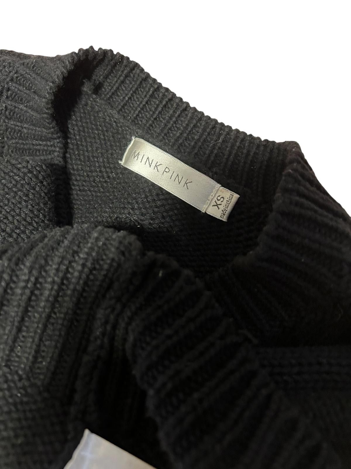 Designer Chic Black Cropped Sweater with Pom-Pom Details Size XS / US 0-2 / IT 36-38 - 6 Thumbnail