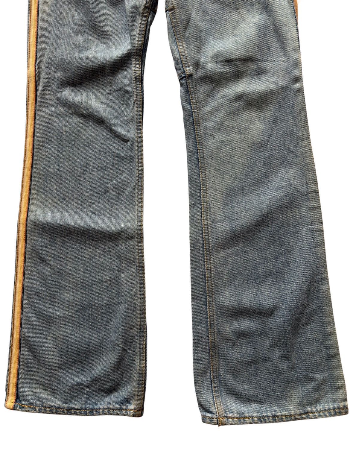 Japanese Brand BLUTENBLATT FLARE DISTRESSED JEANS Size US 30 / EU 46 - 4 Thumbnail